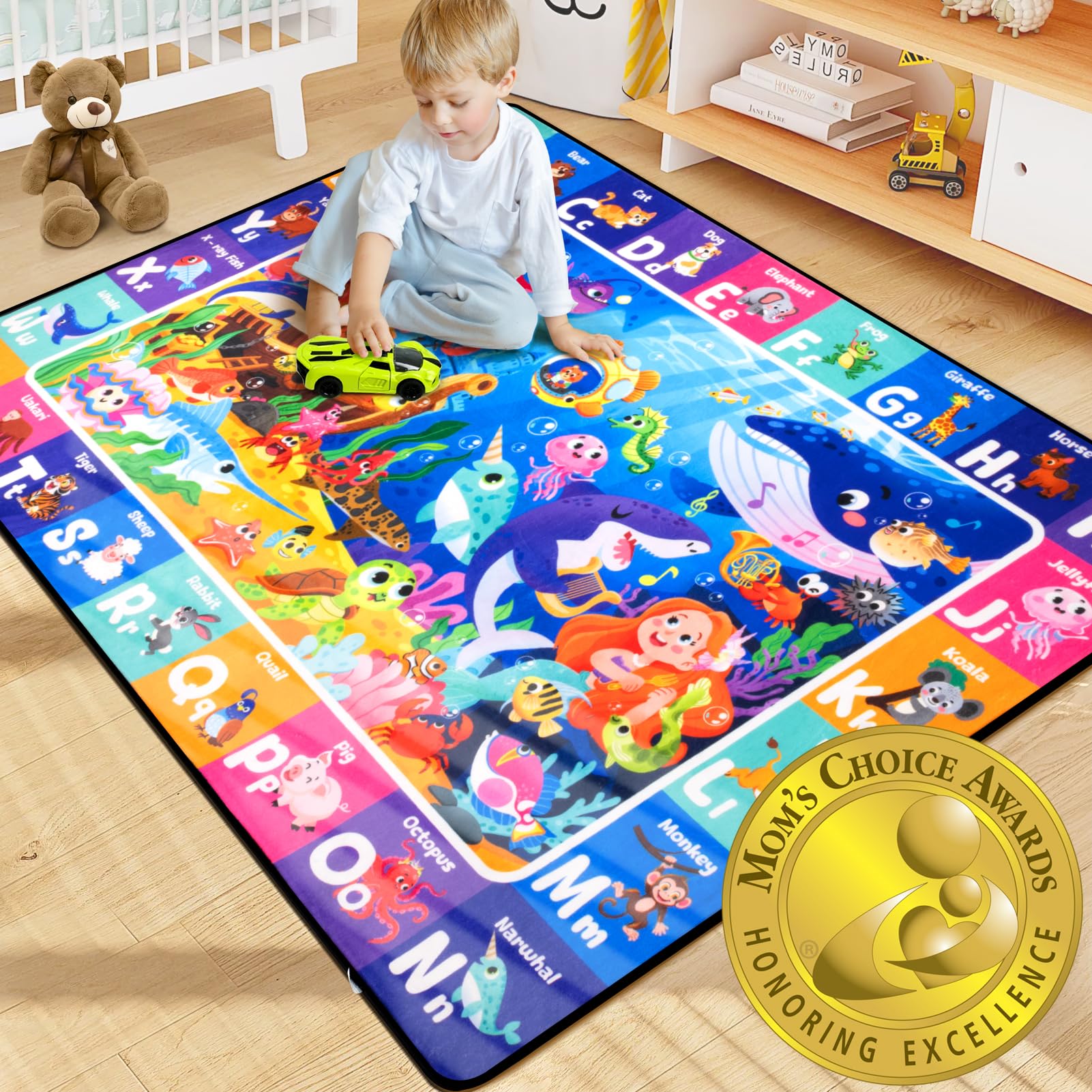 Diysani Ocean ABC Rug crawl-area with padded grip supports safe crawling