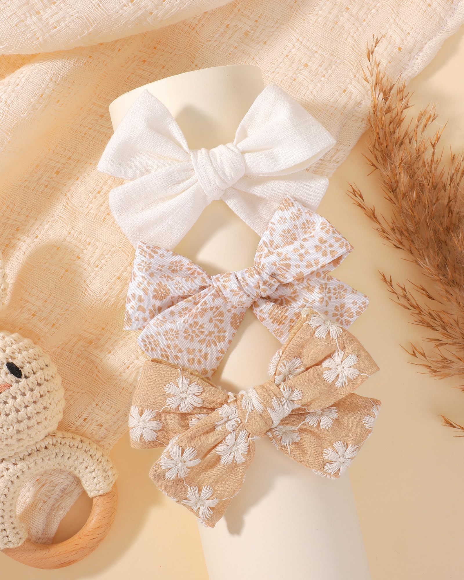 doboi neutral colors headbands coordinate with many outfits.