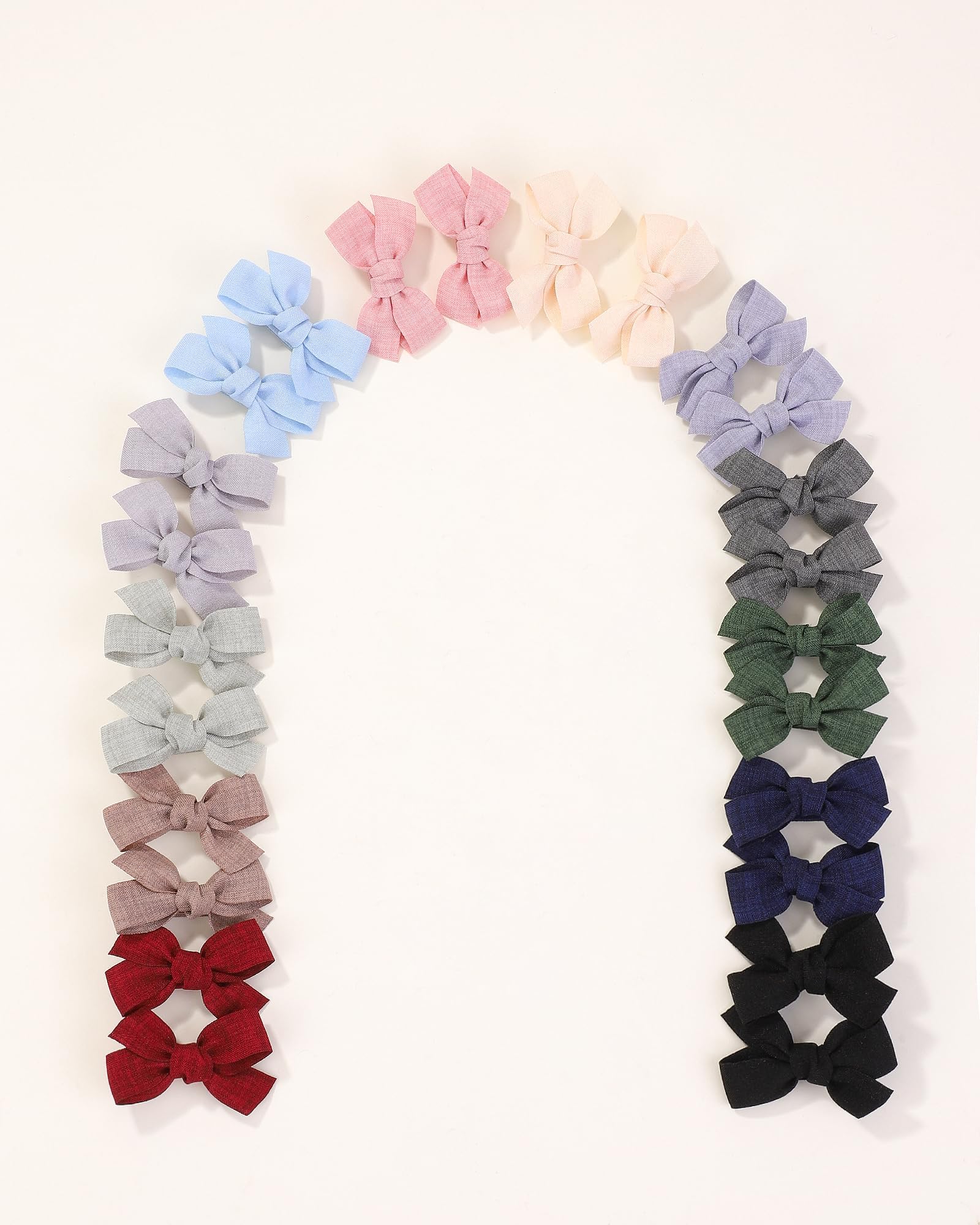 doboi pigtail-style clip supports secure side clips during play
