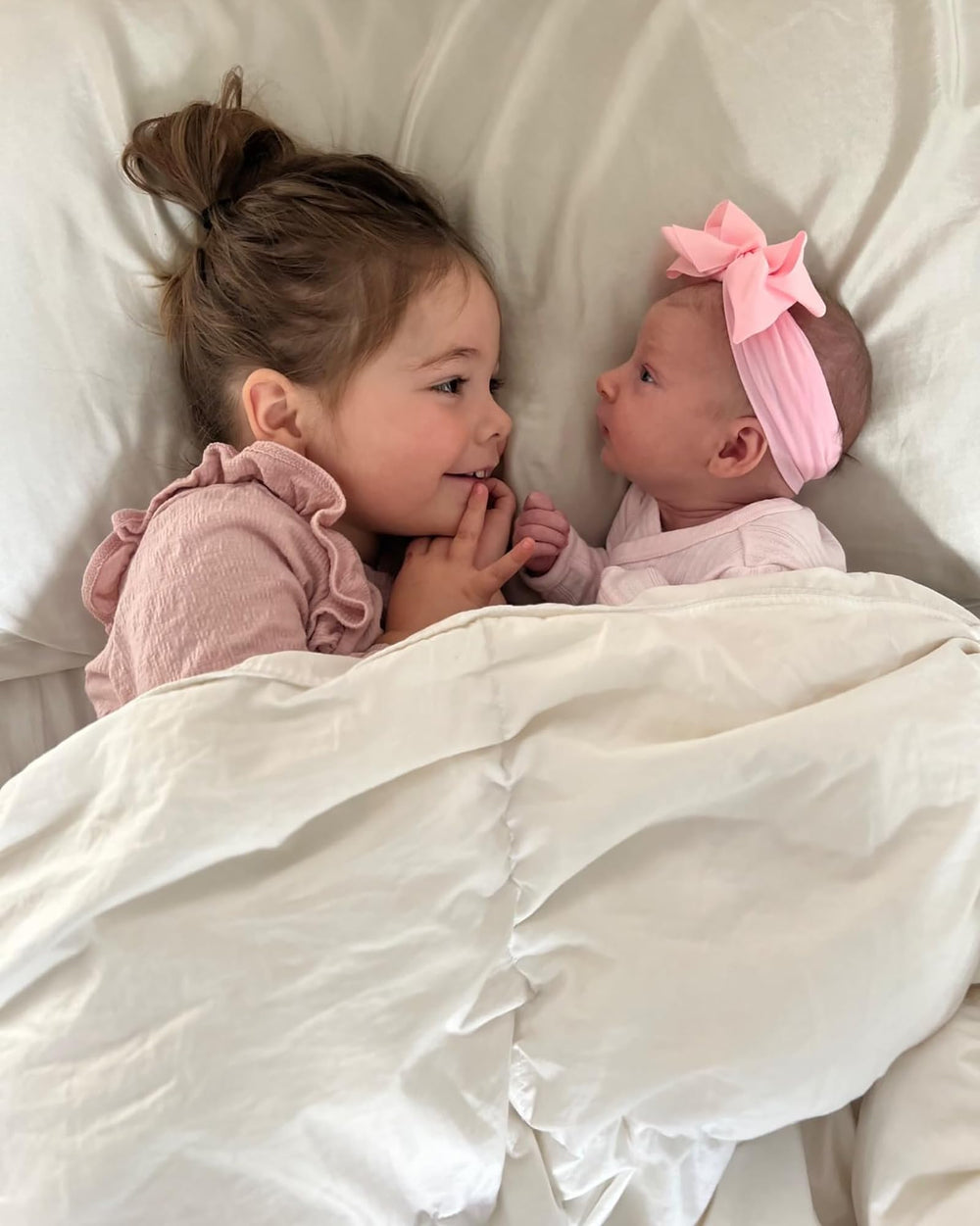 doboi bows for newborns photography sessions add a polished touch