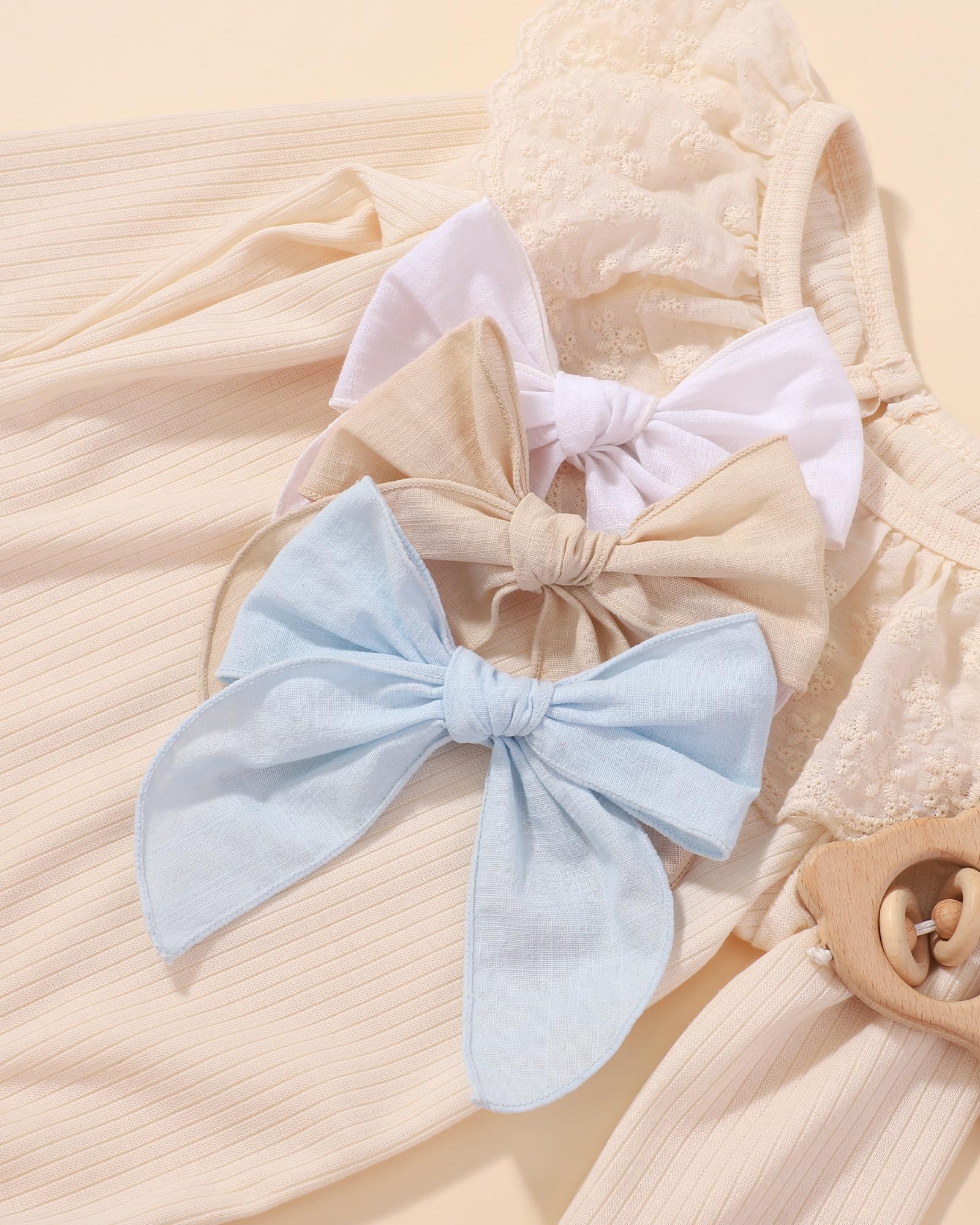 Doboi colorful soft bows showcase vibrant baby-friendly style.