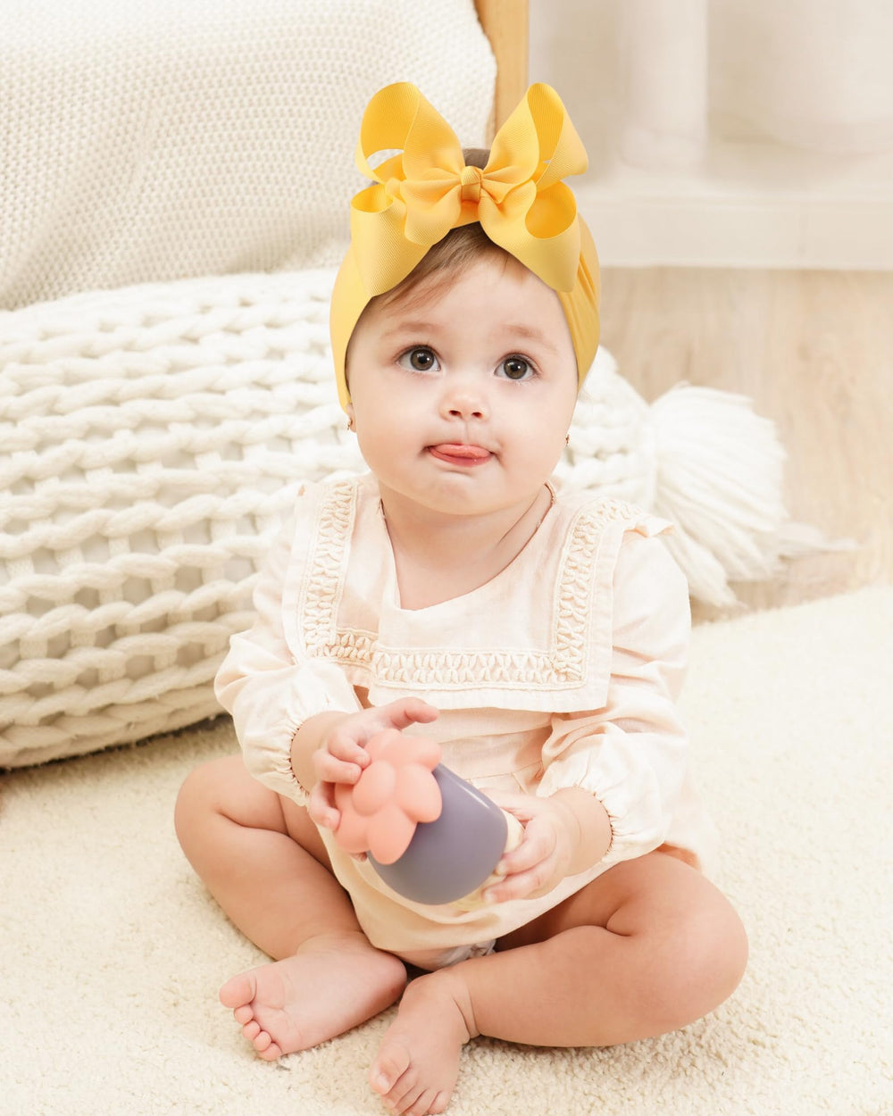 Doboi elastic nylon band provides secure, comfortable fit