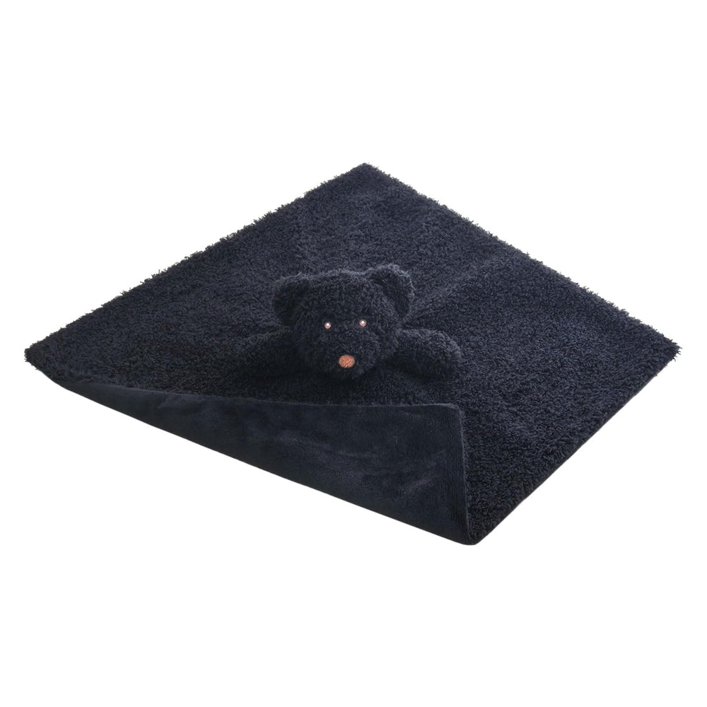 Doindute soft plush blanket with embroidered eyes and nose highlights safe, gentle baby snuggling.