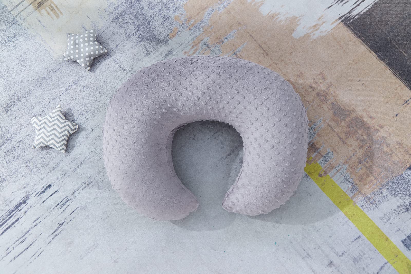 DONOMILO nursing pillow machine washable cover simplifies cleanup after feeds.