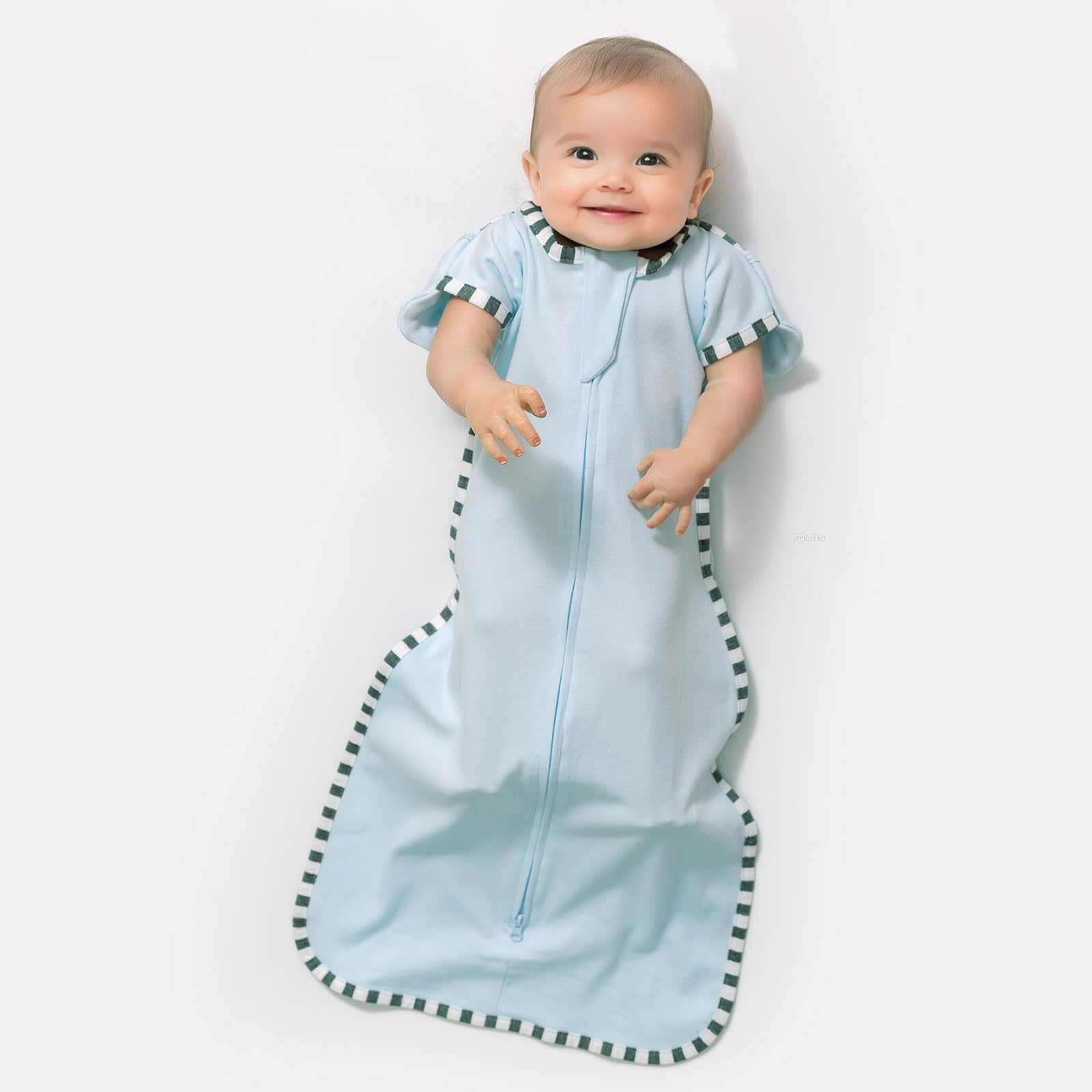 DONOMILO two-way zip feature enables quick diaper changes with comfort.