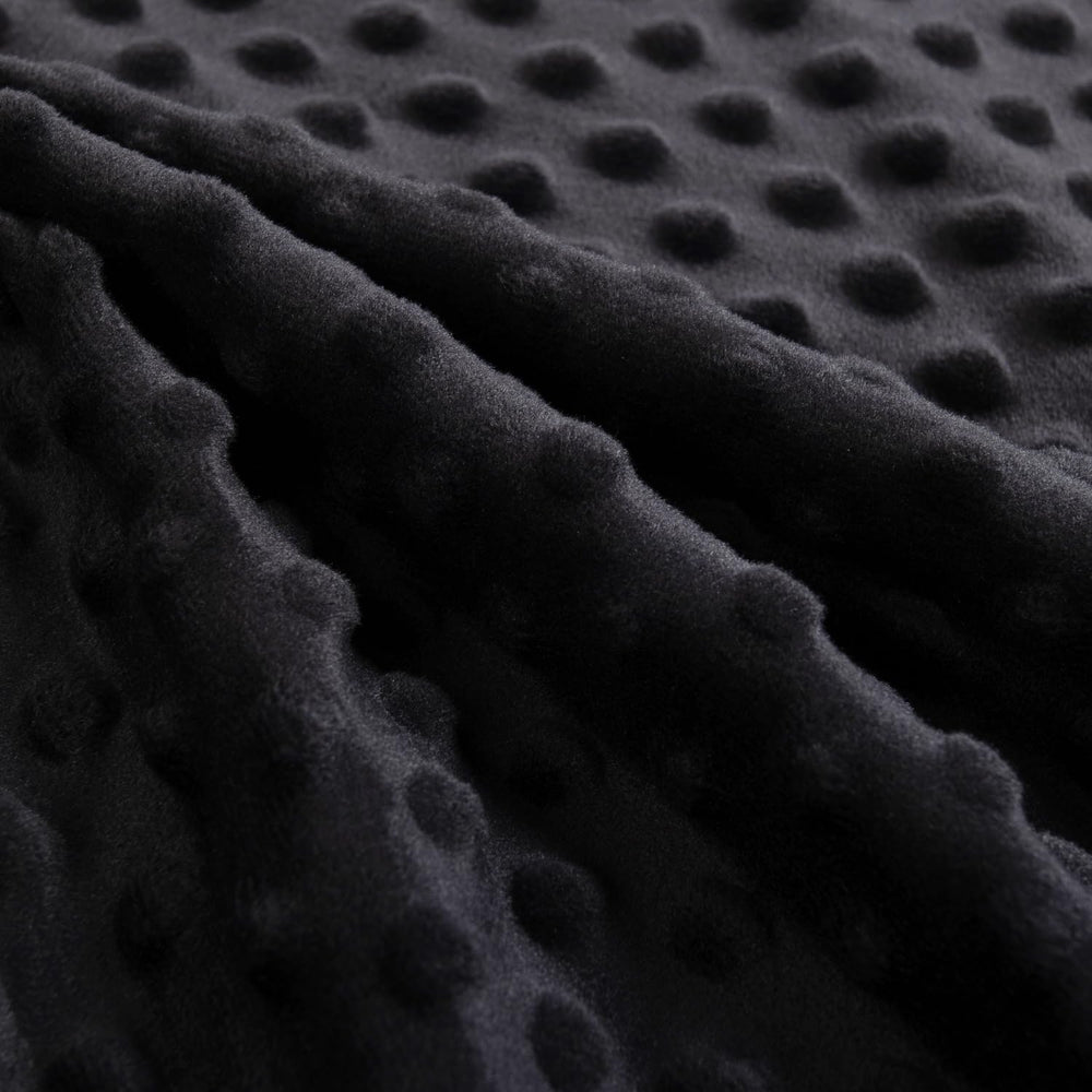 Donsonny easy-care blanket that washes cold and dries softly.