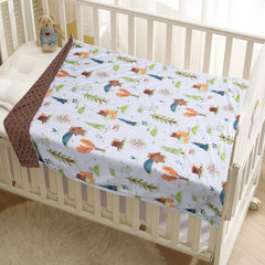 Donsonny forest bear print front view with playful nursery design.