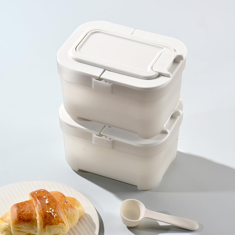 DOOBAANN shockproof baby formula dispenser-safe-material BPA-free plastic ensures safe storage