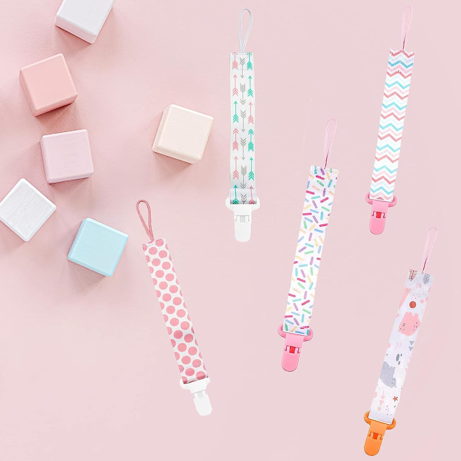 Dooyilets easy-to-use pacifier clip streamlines life for busy caregivers.