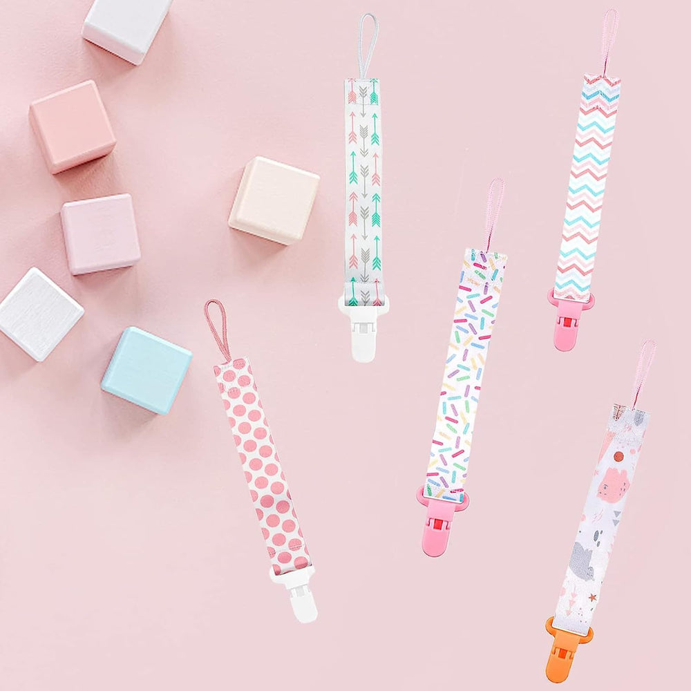 Dooyilets easy-to-use pacifier clip streamlines life for busy caregivers.