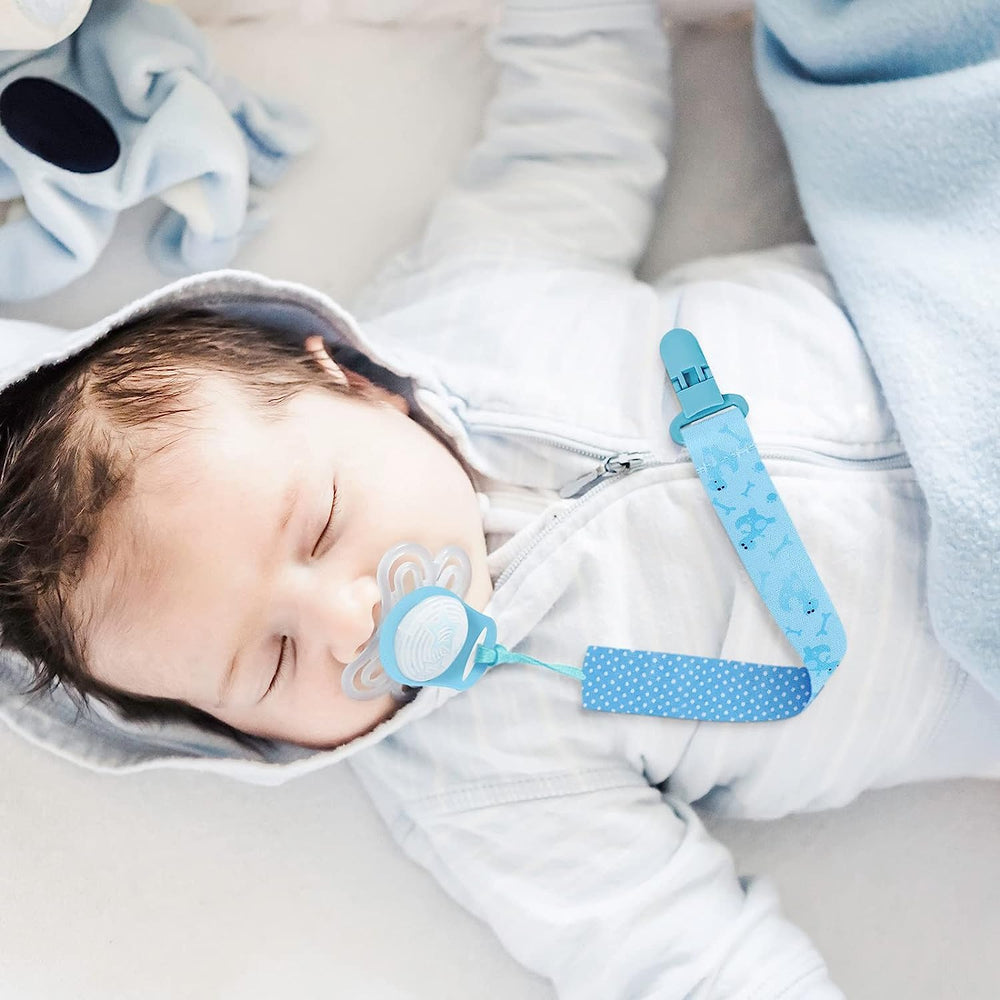 Dooyilets gift-set-essentials highlights practical baby care items.