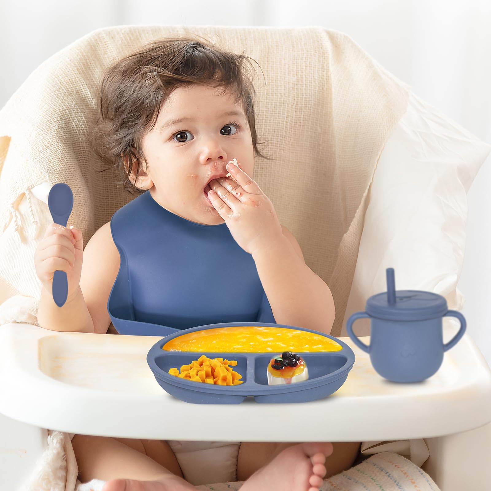 Dormlony adjustable bib with food catcher protects clothes during feeding.