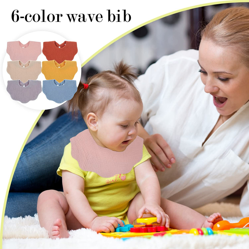 DOSMINE muslin baby bib red travel-friendly roll-up demonstrates compact packing for outings