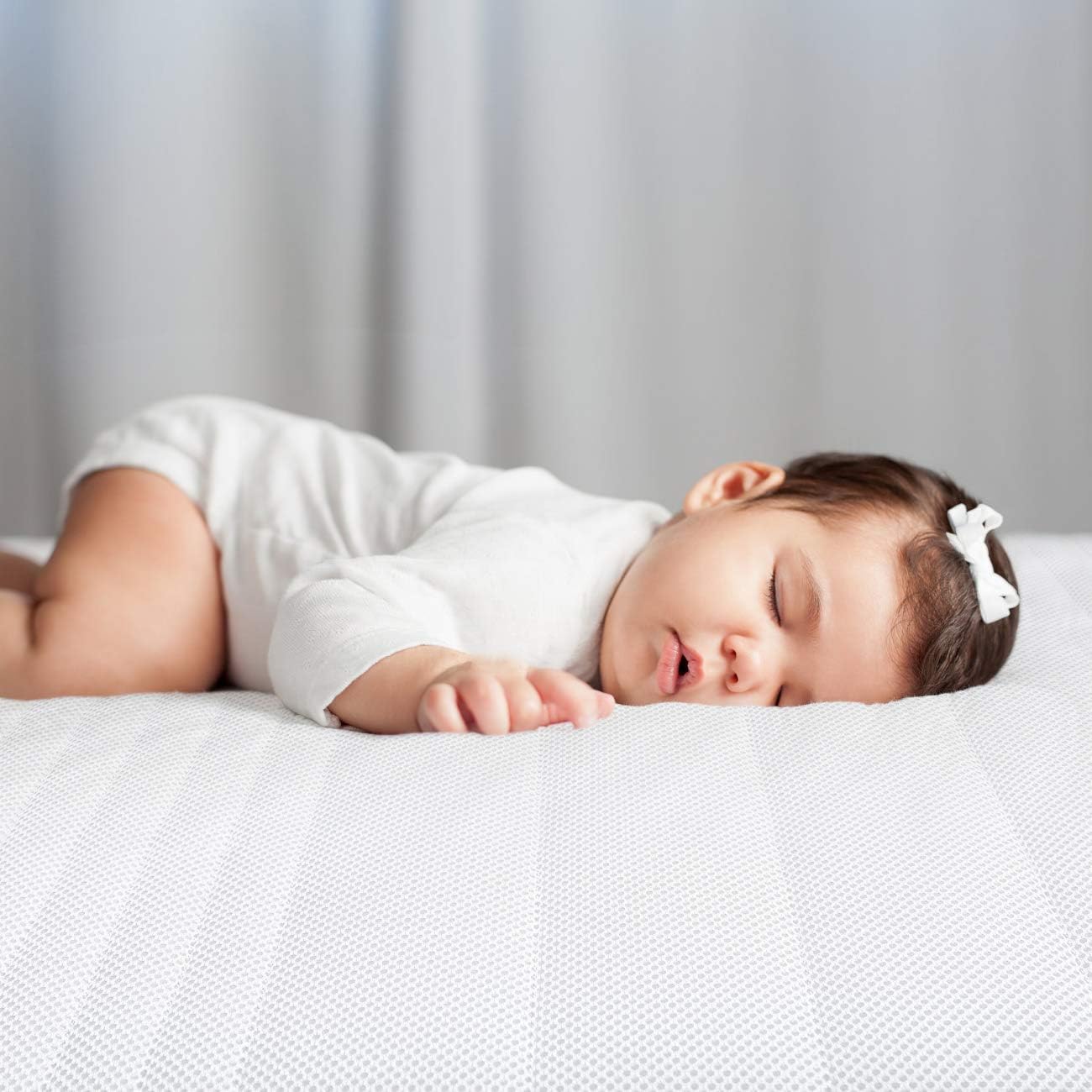 Dourxi crib mattress fits standard full-size cribs for easy nursery setup