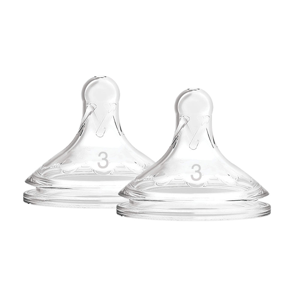 Dr. Brown's Level-3 silicone close-up shows a soft feeding surface for gentle feeds.