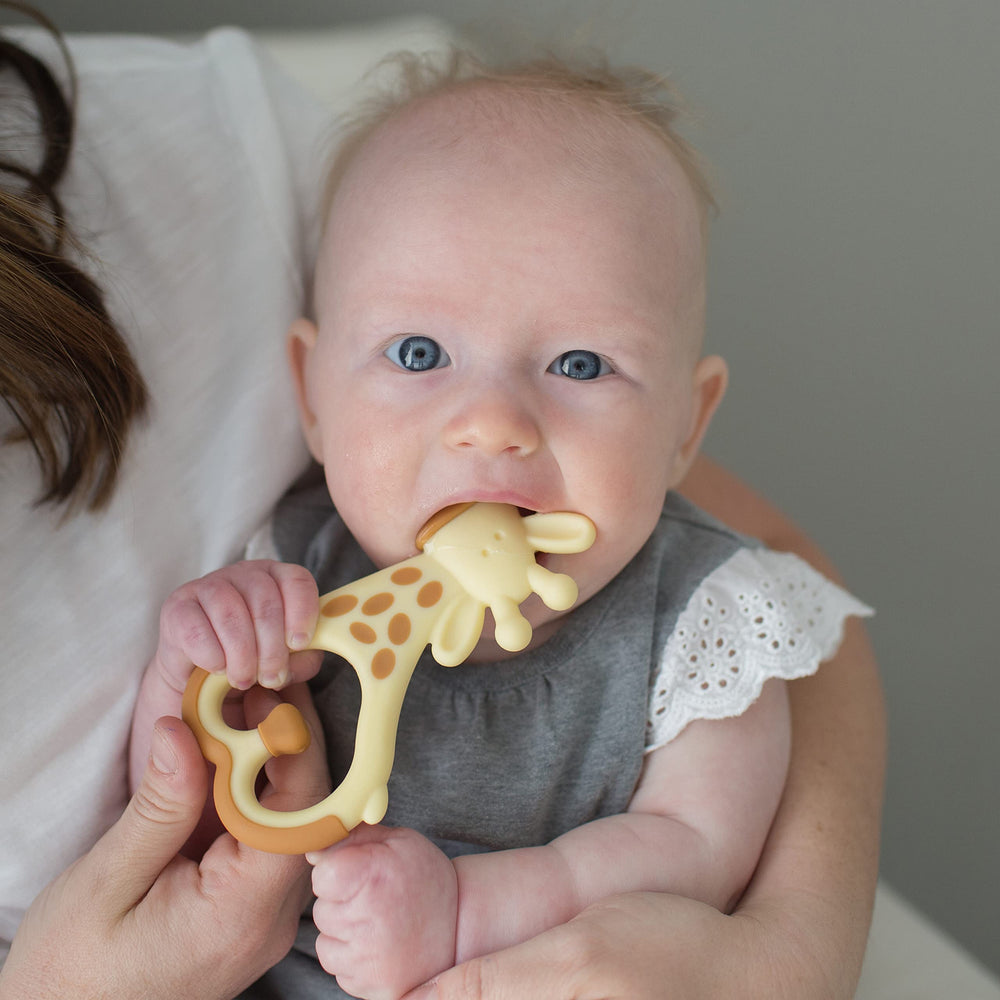 Dr. Brown's Ridgees Giraffe teether is dishwasher-safe for easy cleaning.