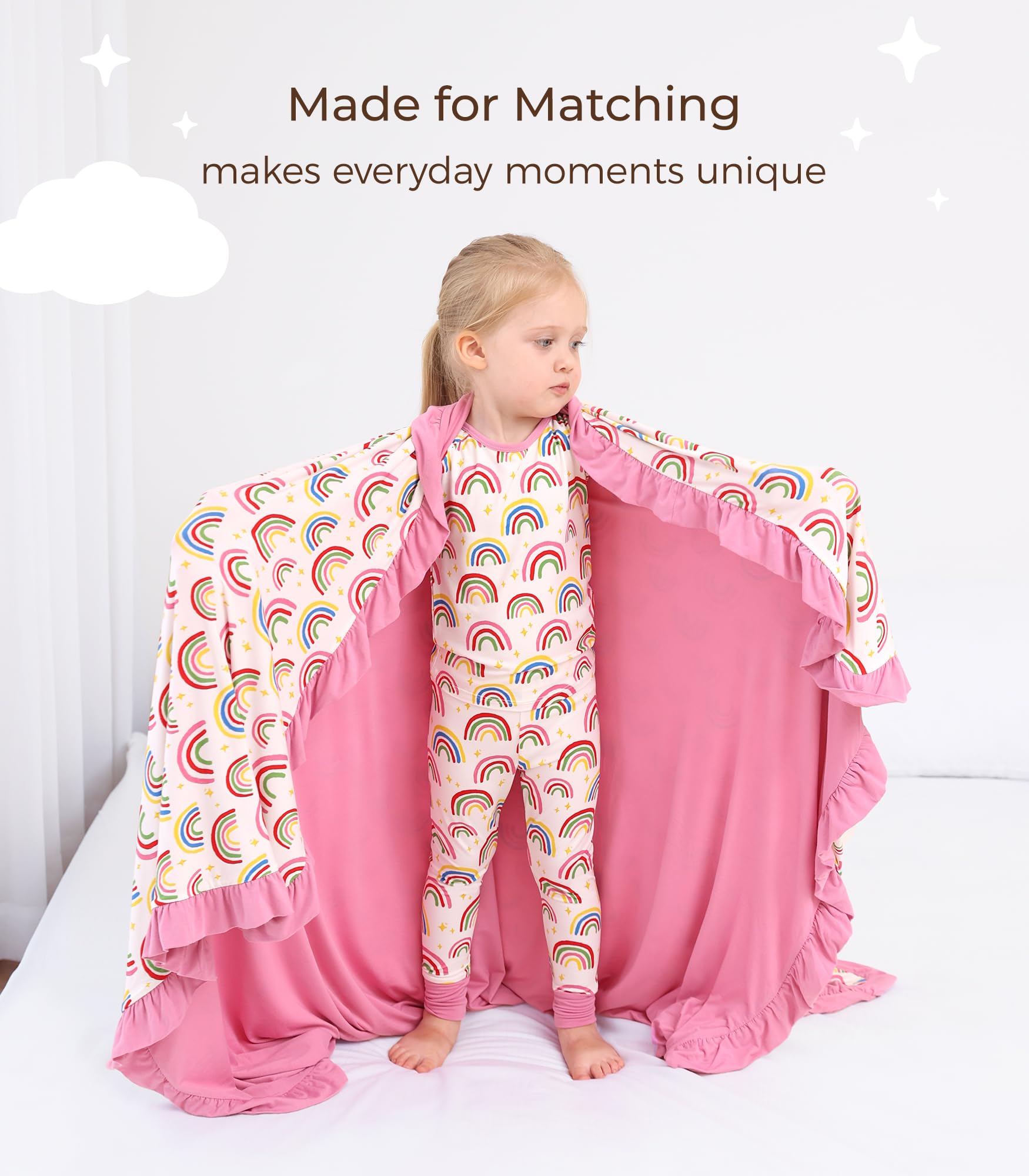 DREAMHALO baby blanket swaddle setup demonstrates soft, skin-friendly material.