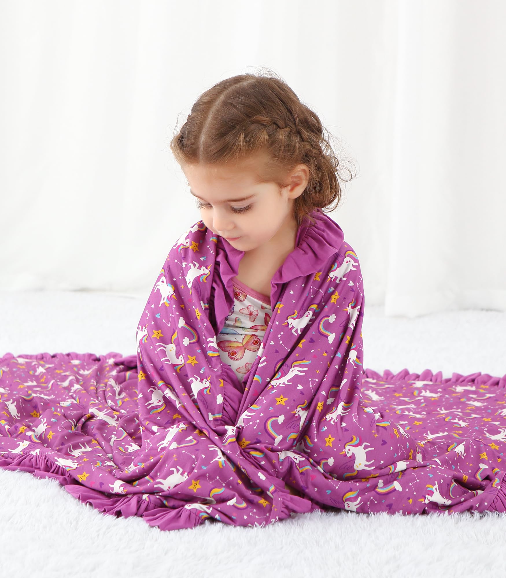 DREAMHALO double-layer blanket with reinforced seams promises durable wear over years.
