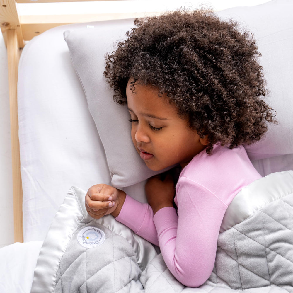 Dreamland Baby OEKO-TEX certified cotton keeps fibers clean and comfy.