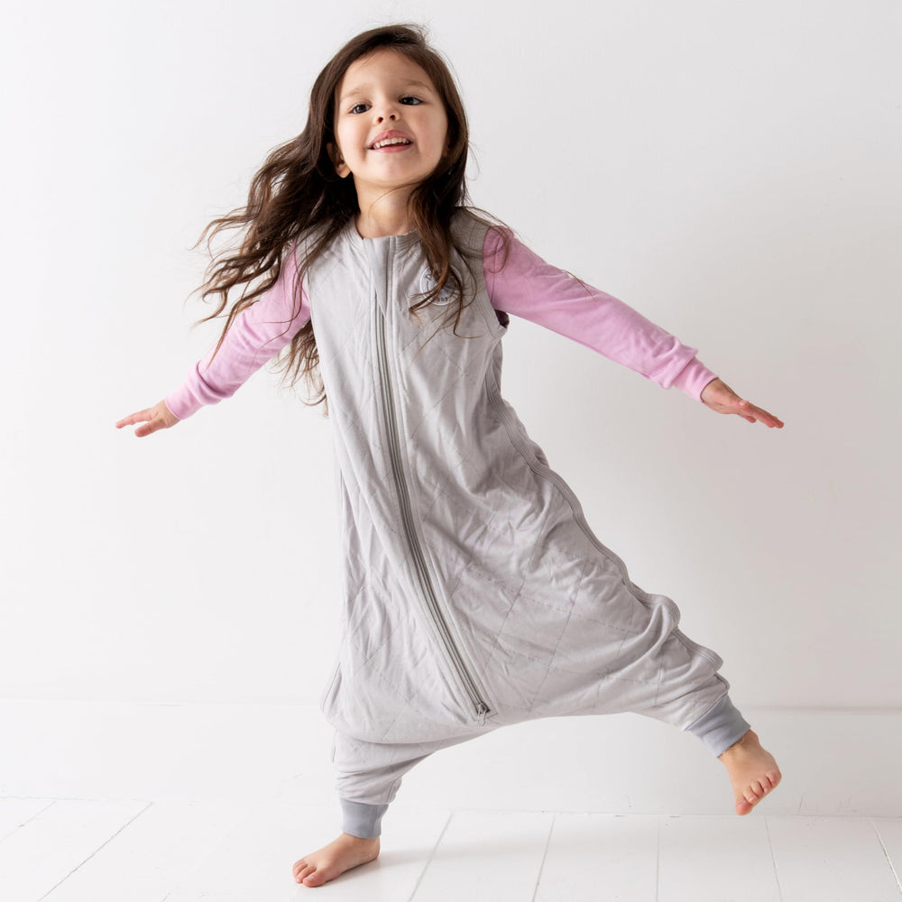 Dreamland Baby sleep sack two-way zipper enables quick diaper changes