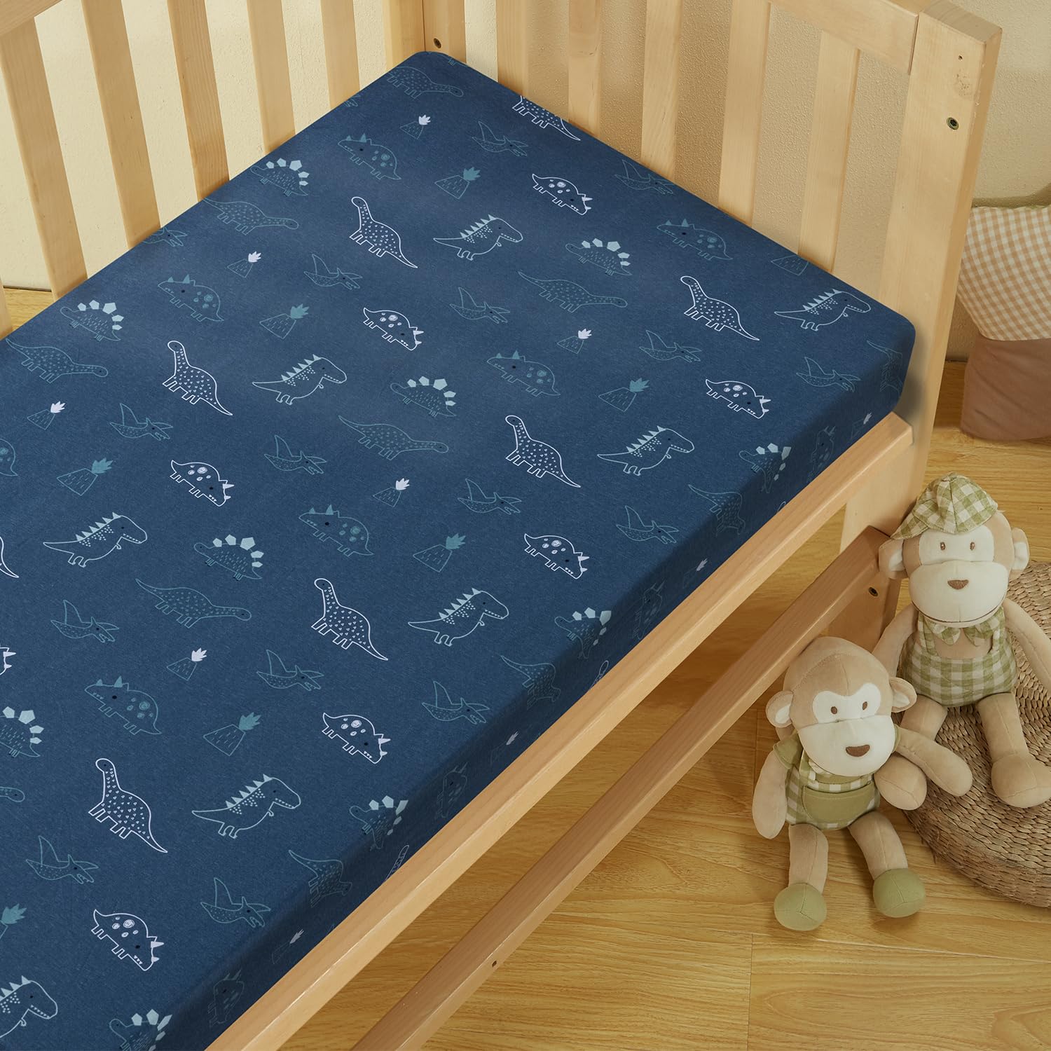 Dreamology crib sheets are machine washable for quick, simple cleanups.