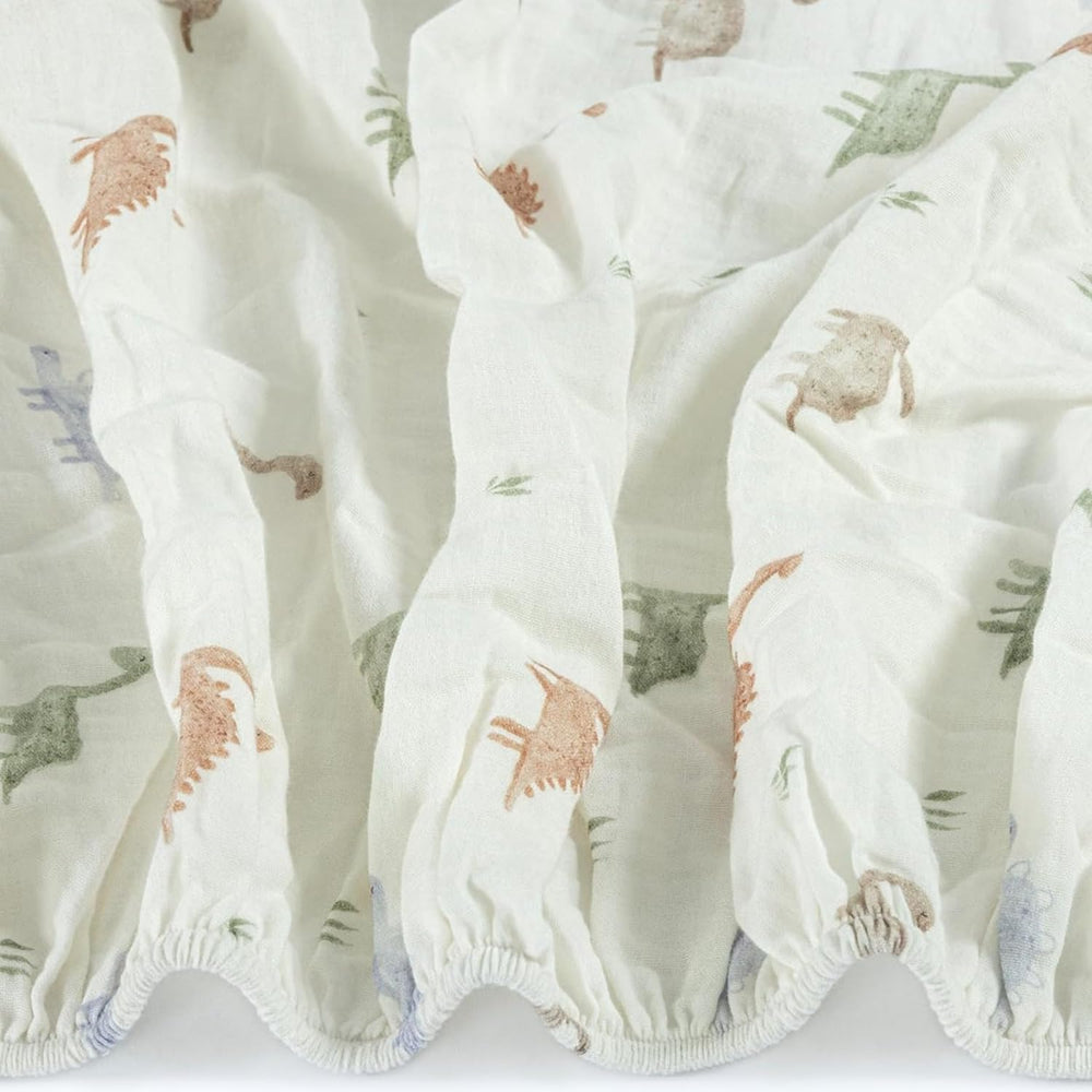 Dreamology 100% cotton muslin sheet is machine washable for easy care.