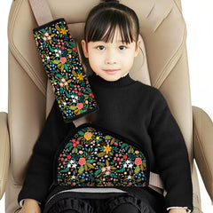 DreamsLink.LC seatbelt cushion with three-layer fabric reduces strap friction.