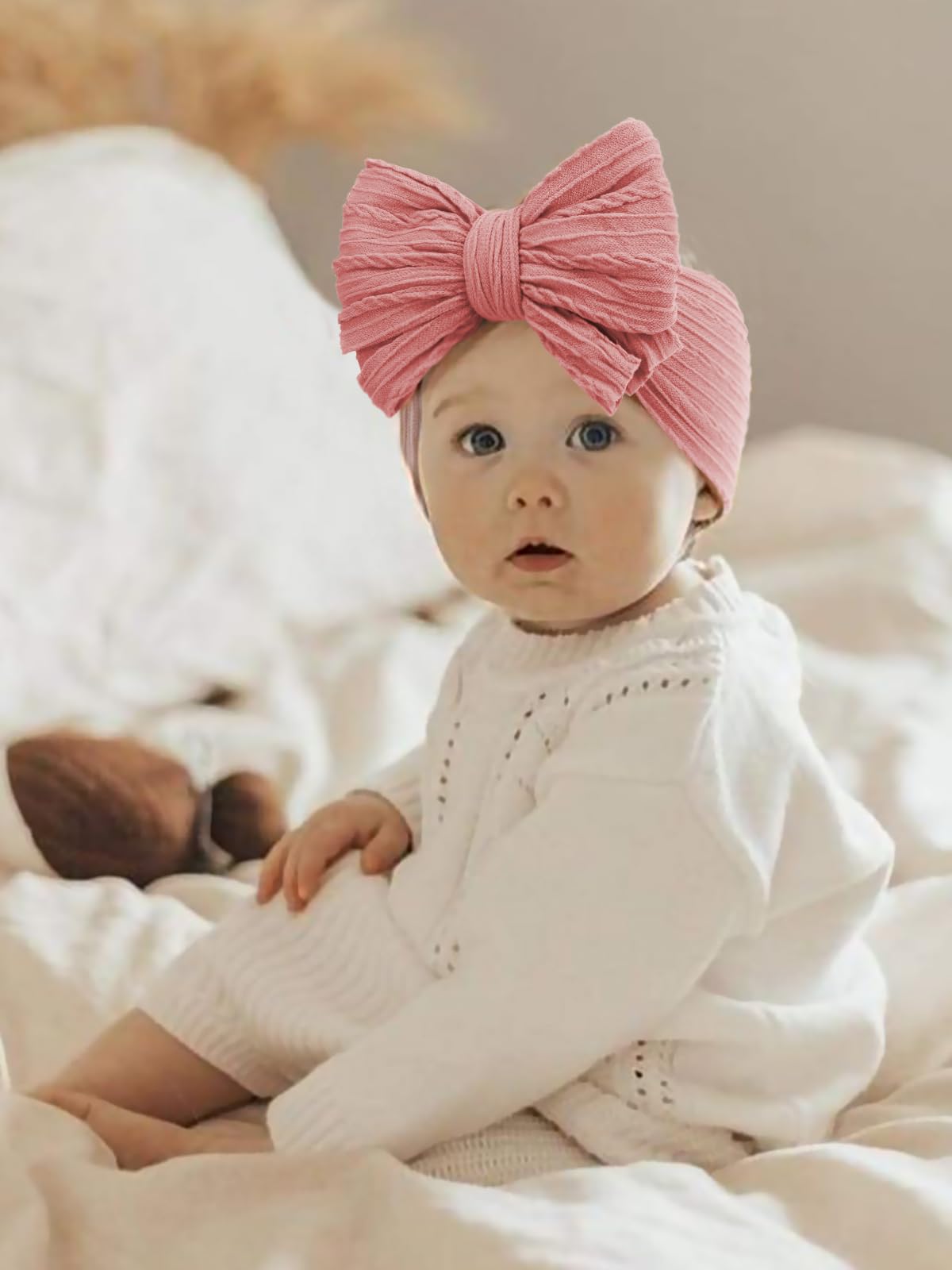 DRESHOW BQUBO newborn-toddlers application shows handmade detail and secure fit