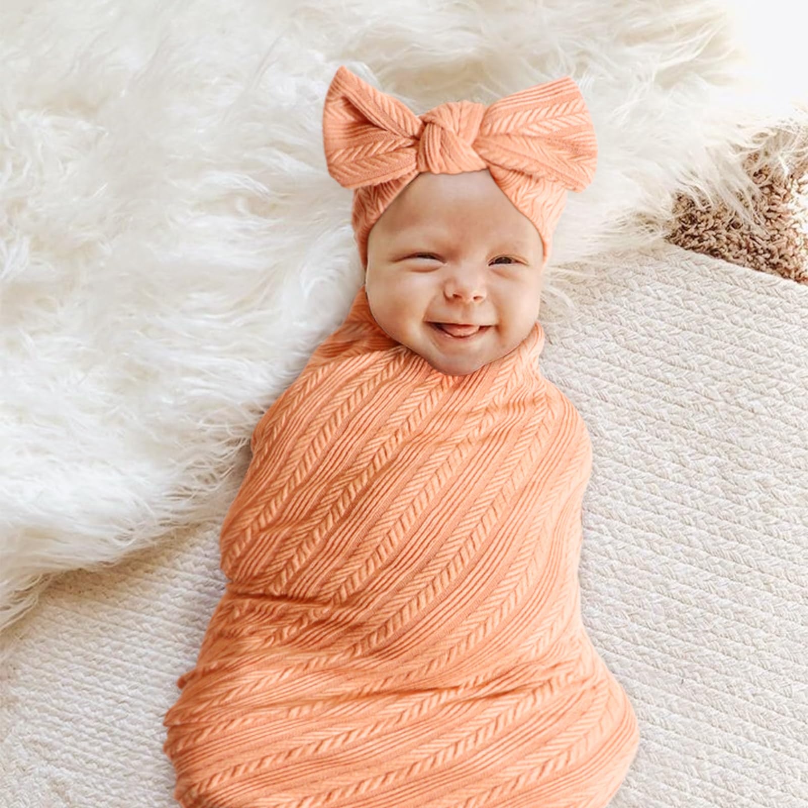 DRESHOW BQUBO bow hat adds cute warmth for newborns during outings.