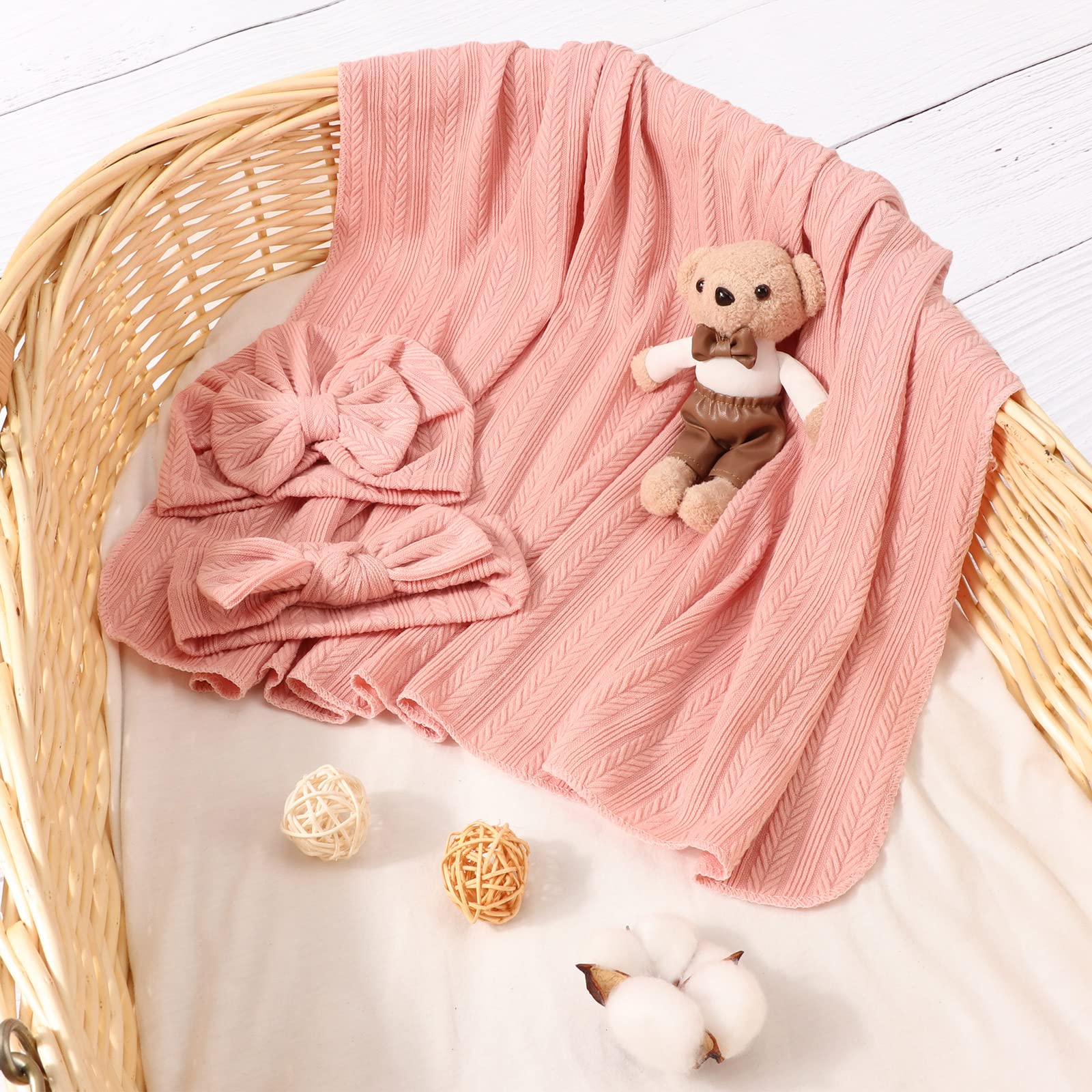 DRESHOW BQUBO multi-purpose blanket ideal as nursing cover or stroller shade.