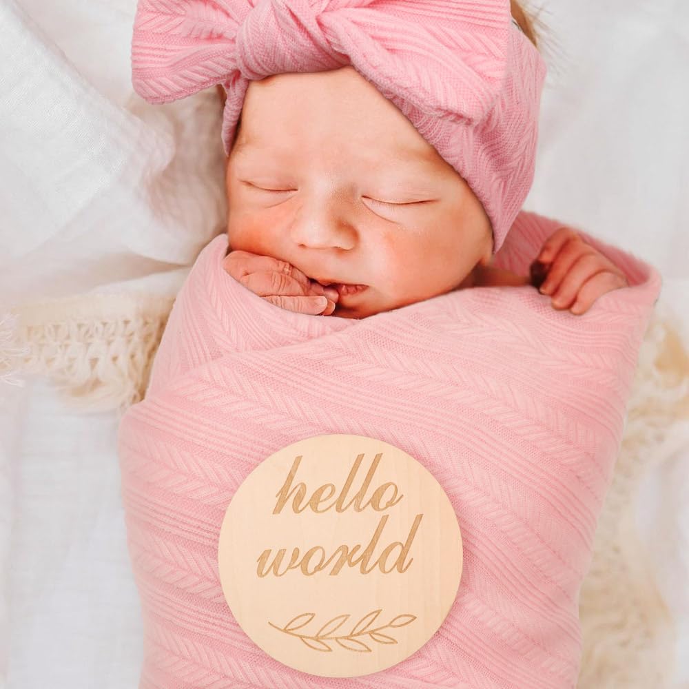 DRESHOW BQUBO multi-use swaddle in nursery setting, versatile.