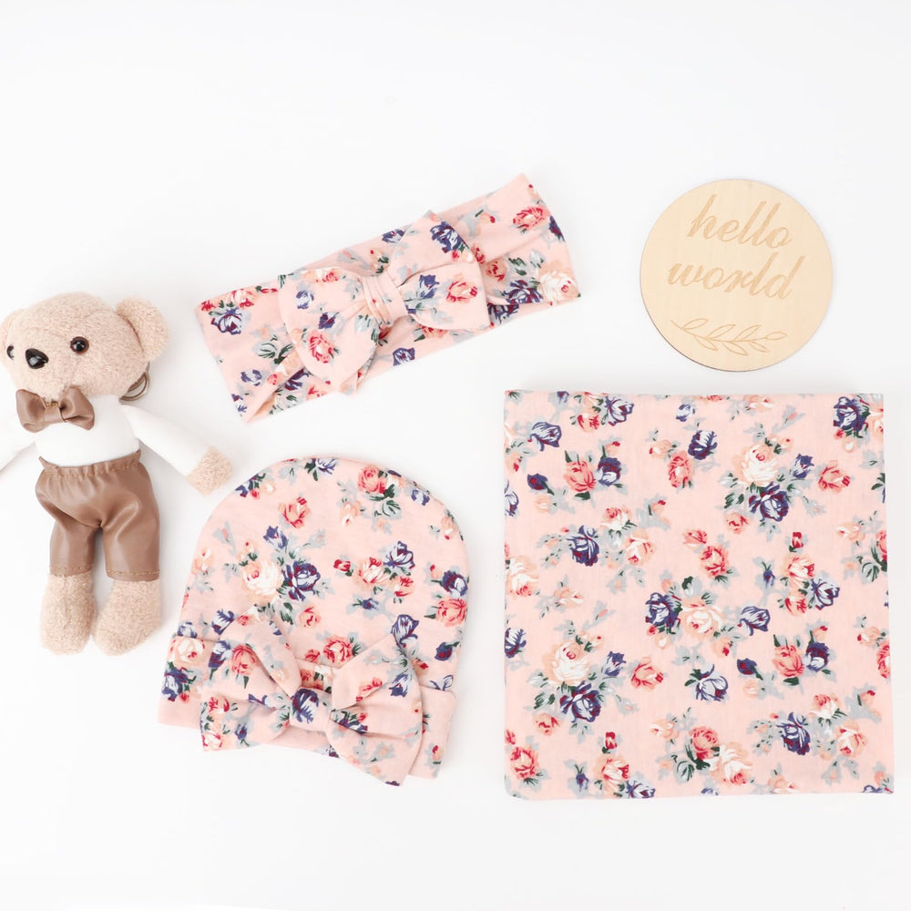 DRESHOW BQUBO multi-use baby blanket doubles as cover, mat, or stroller shade.