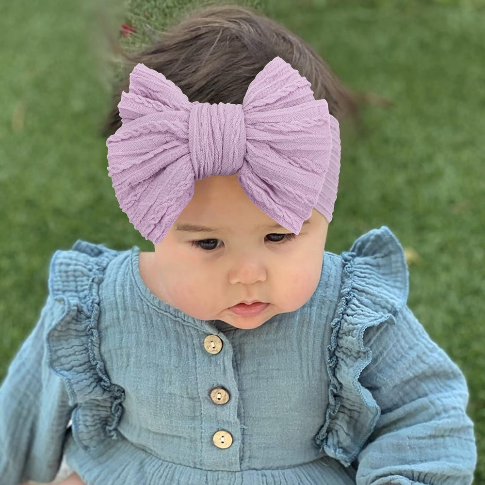 DRESHOW BQUBO newborn headband fits infants softly and comfortably.