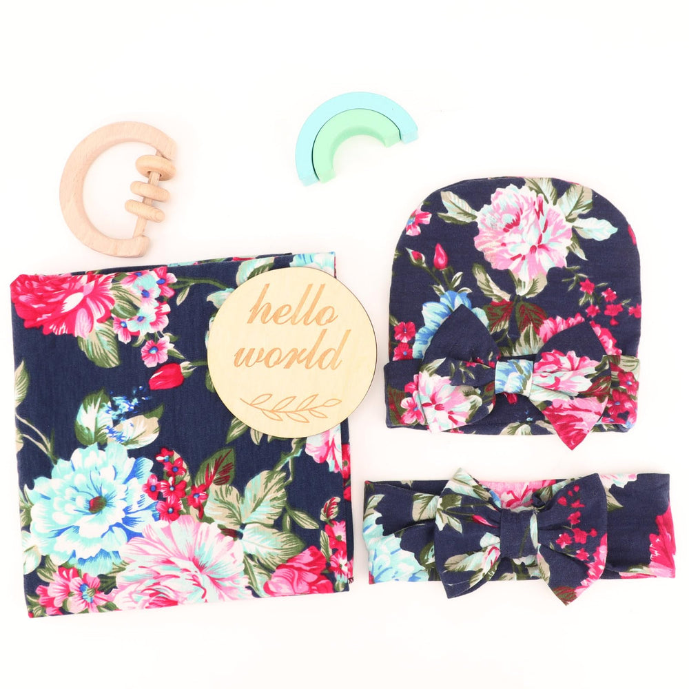 DRESHOW BQUBO wooden birth card included for keepsakes.