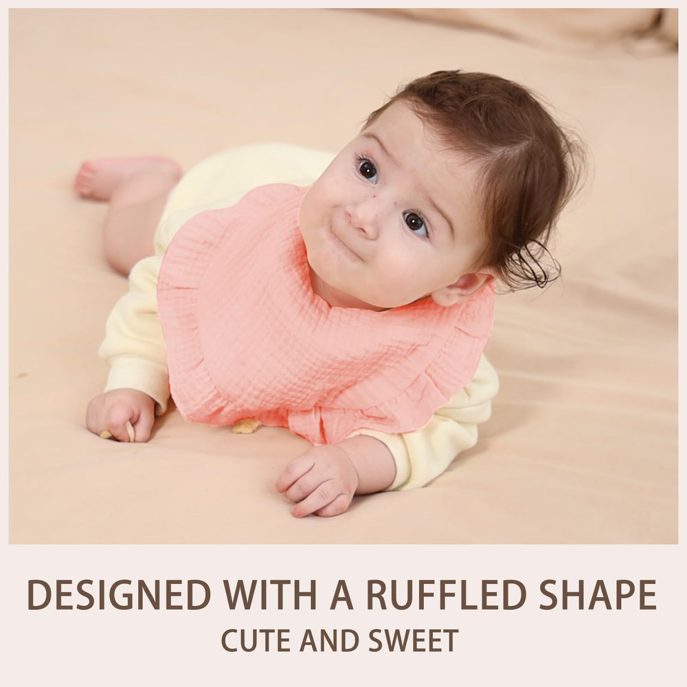 duludulu muslin bibs six-pack Sweet Pink close-up of nickel-free snap for easy chore-free use.