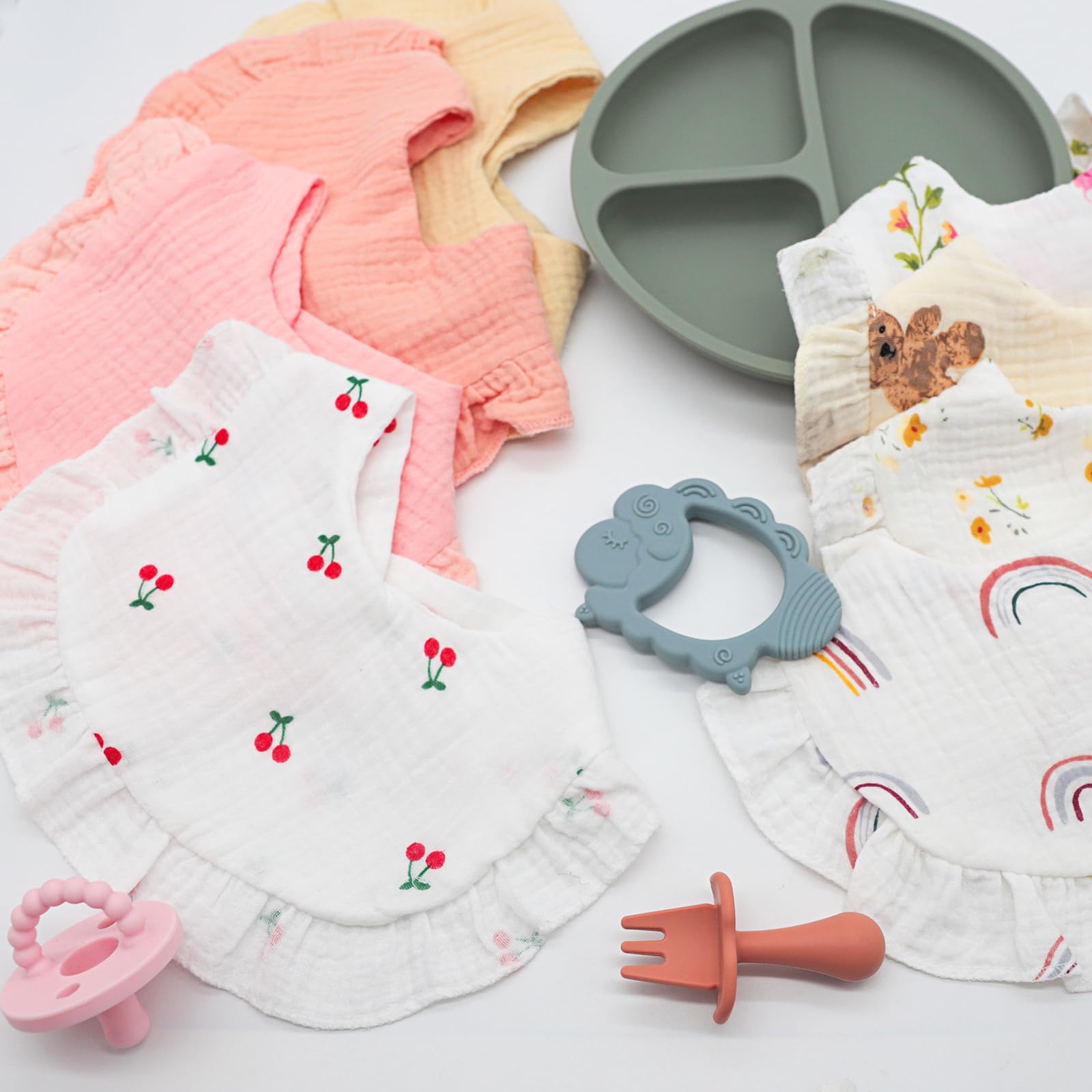 duludulu muslin bibs are soft, skin-friendly burp cloths when needed