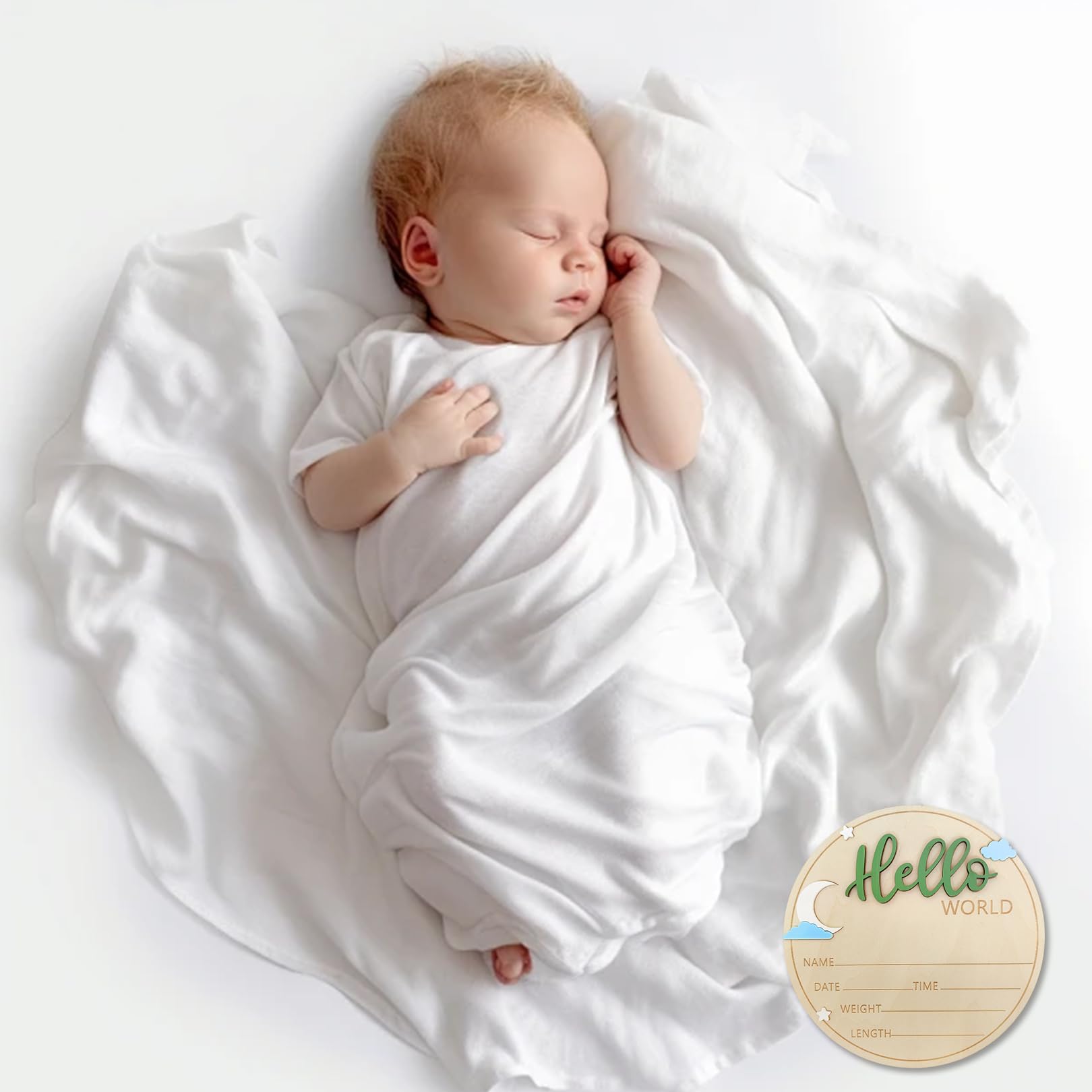 DUOJINSANXI 5.9-inch wooden sign demonstrates a compact, sturdy keepsake for baby memories