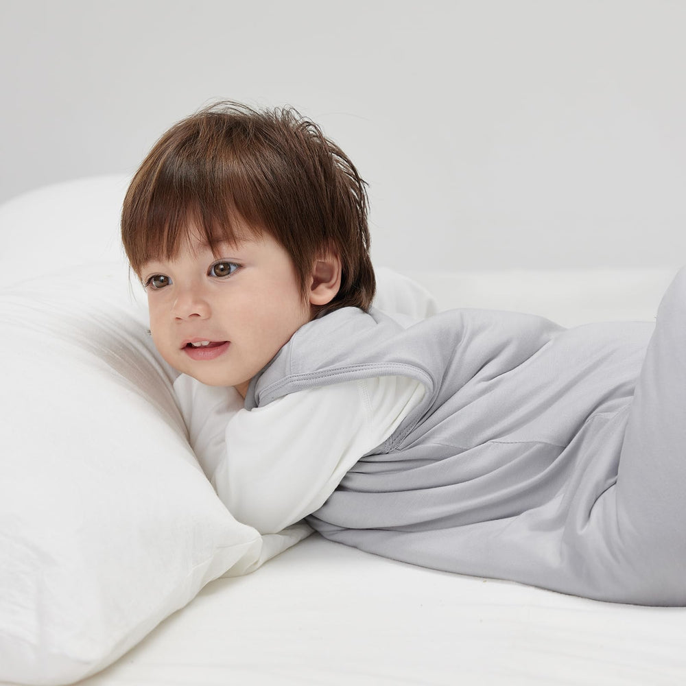 Duomiaomiao moisture-wicking thermal-regulation fabric aids dry, comfy sleep.
