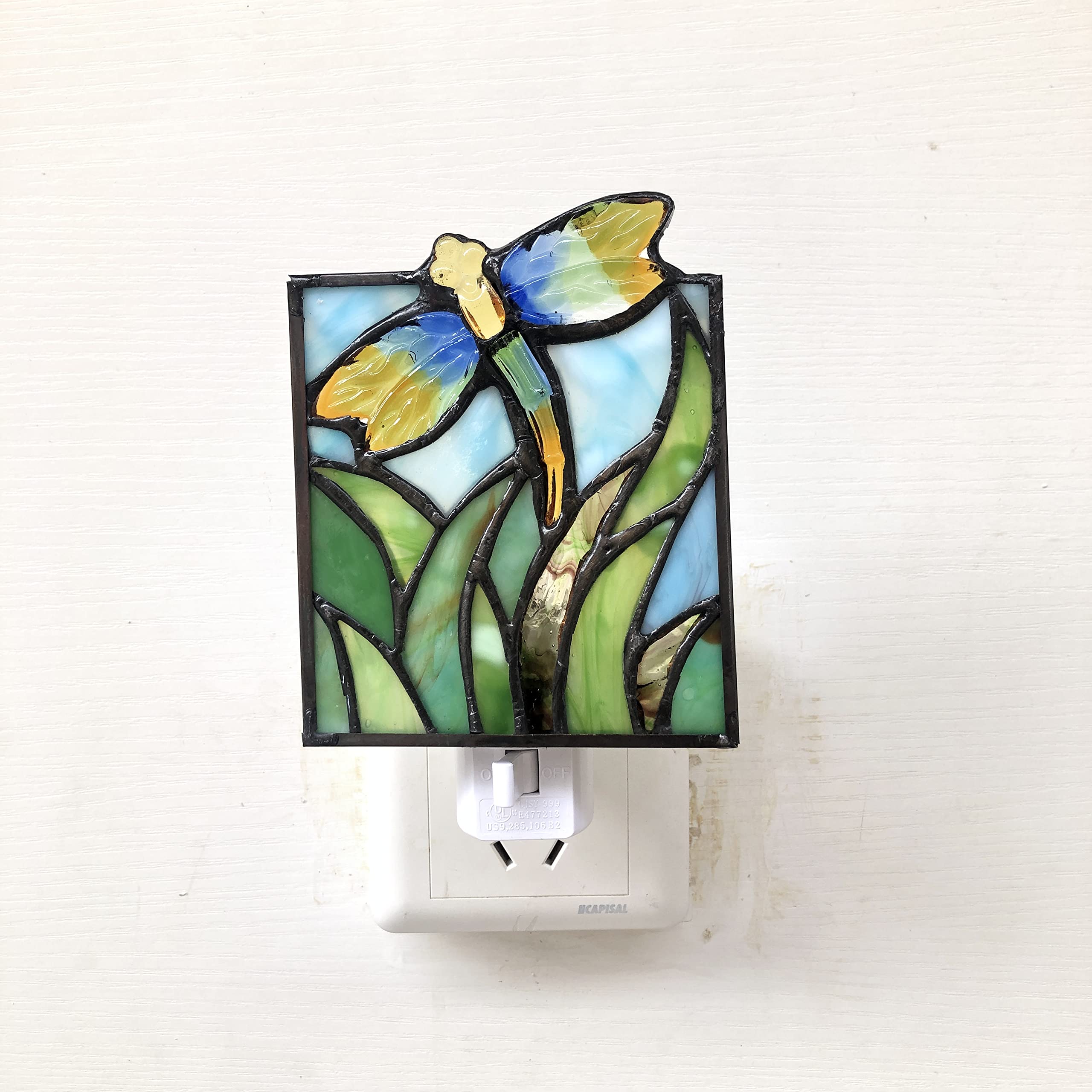 DUONAYU Dragonfly Night Light plug-in decor for quick, room-enhancing ambiance