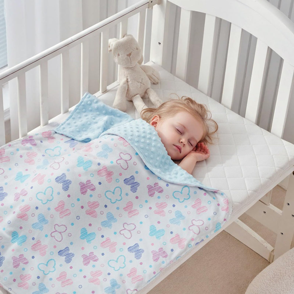 DuShow Butterfly blanket car-seat use provides portable warmth on trips