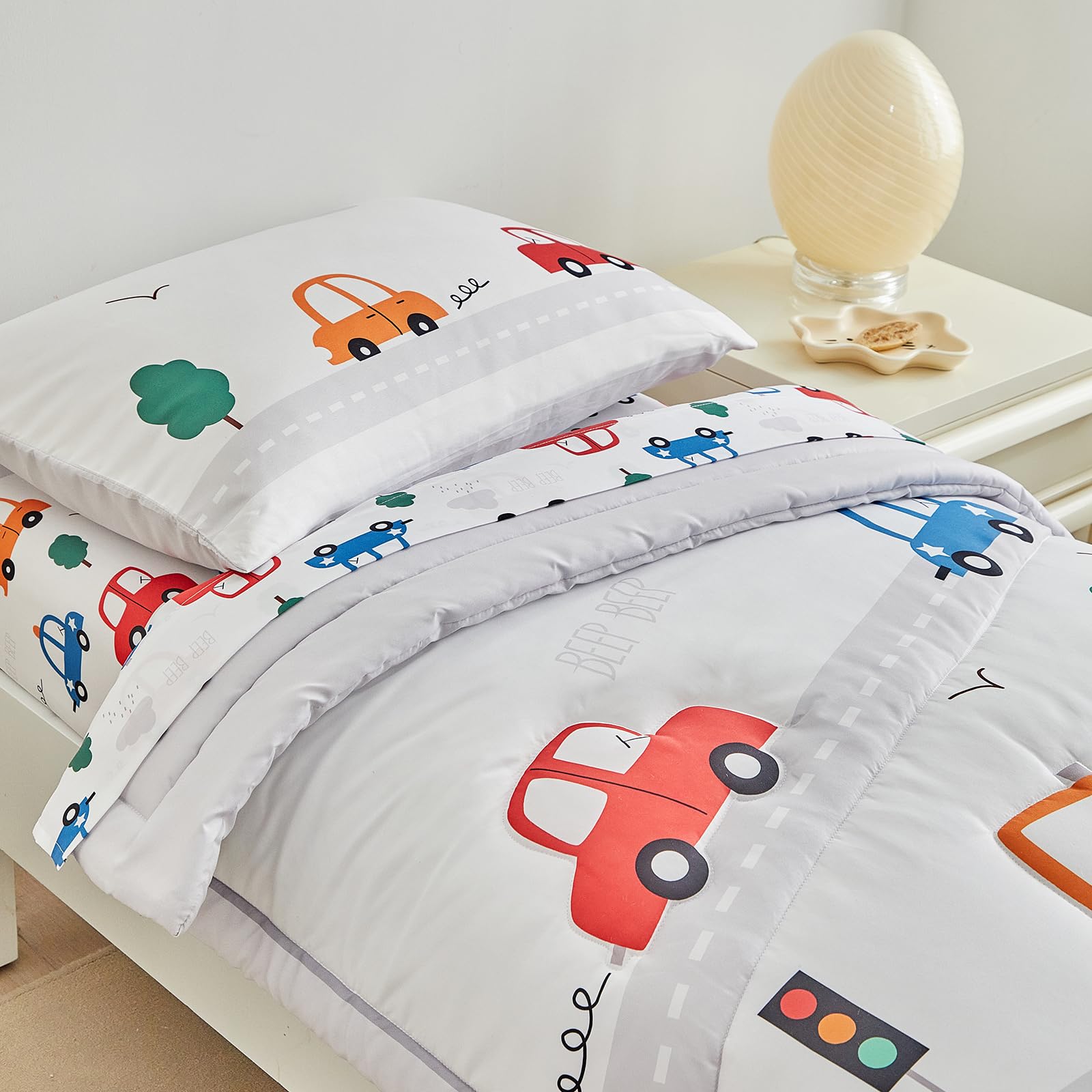 DuShow gift-ready toddler bedding idea for birthdays or holidays.