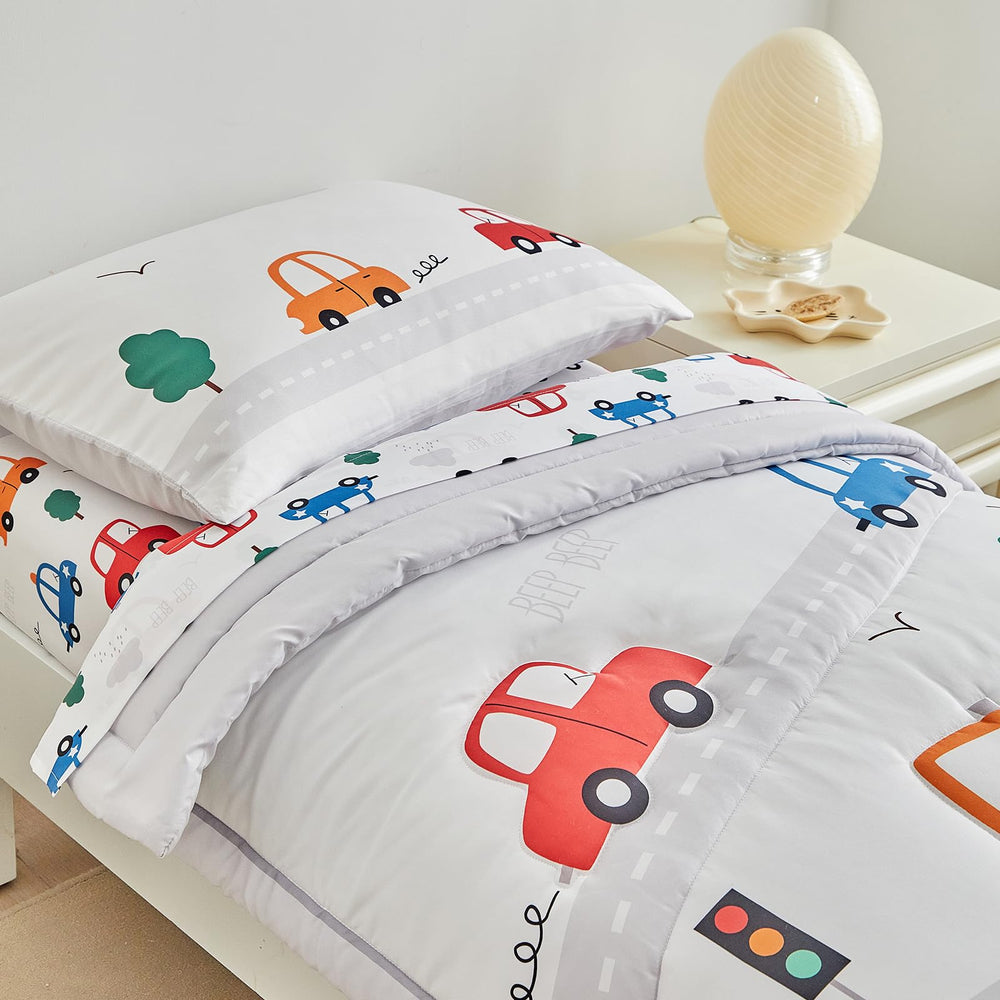 DuShow gift-ready toddler bedding idea for birthdays or holidays.