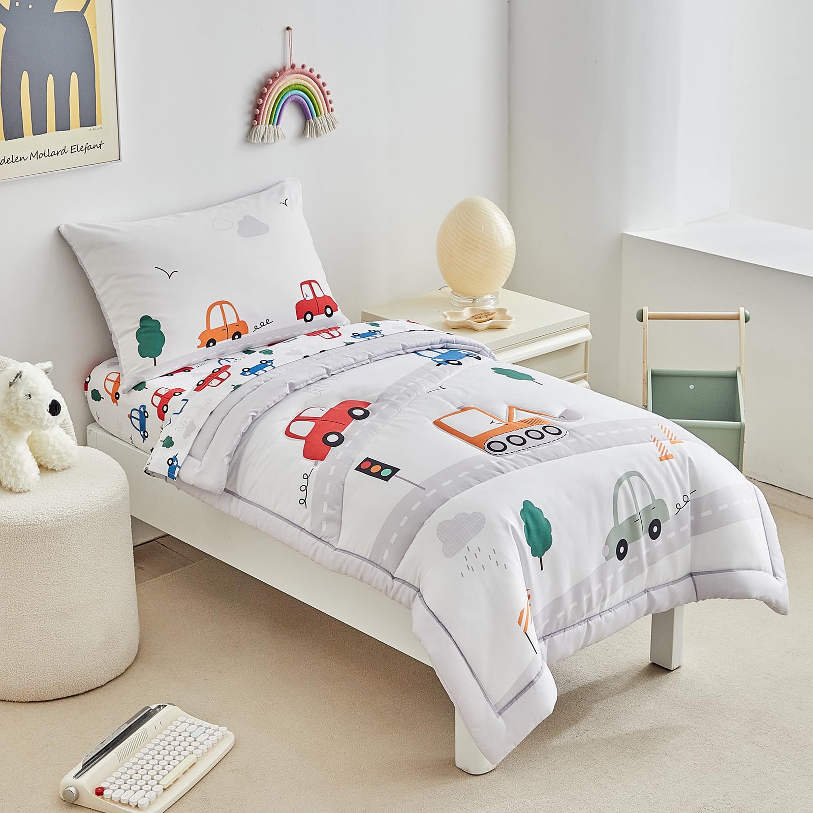 DuShow bedding set in bag for easy storage.