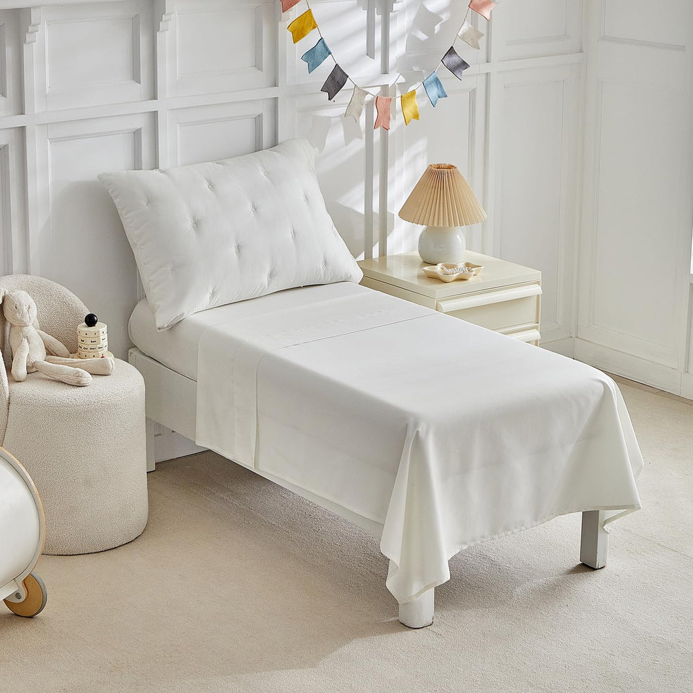 DuShow white fitted sheet 28x52 with 8-inch depth for secure toddler bed fit