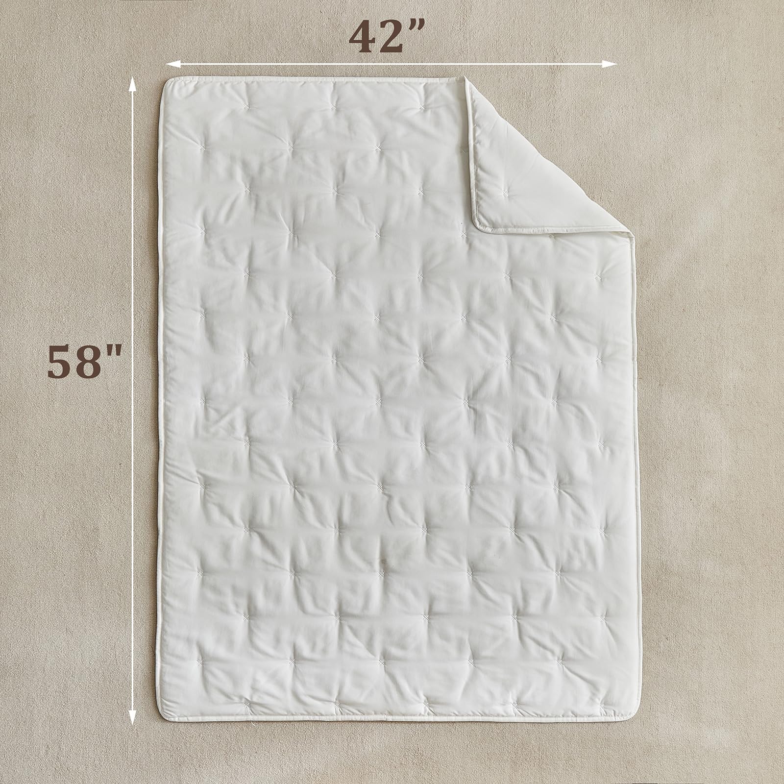 DuShow white flat sheet in 45x60 dimension offering smooth, breathable surface