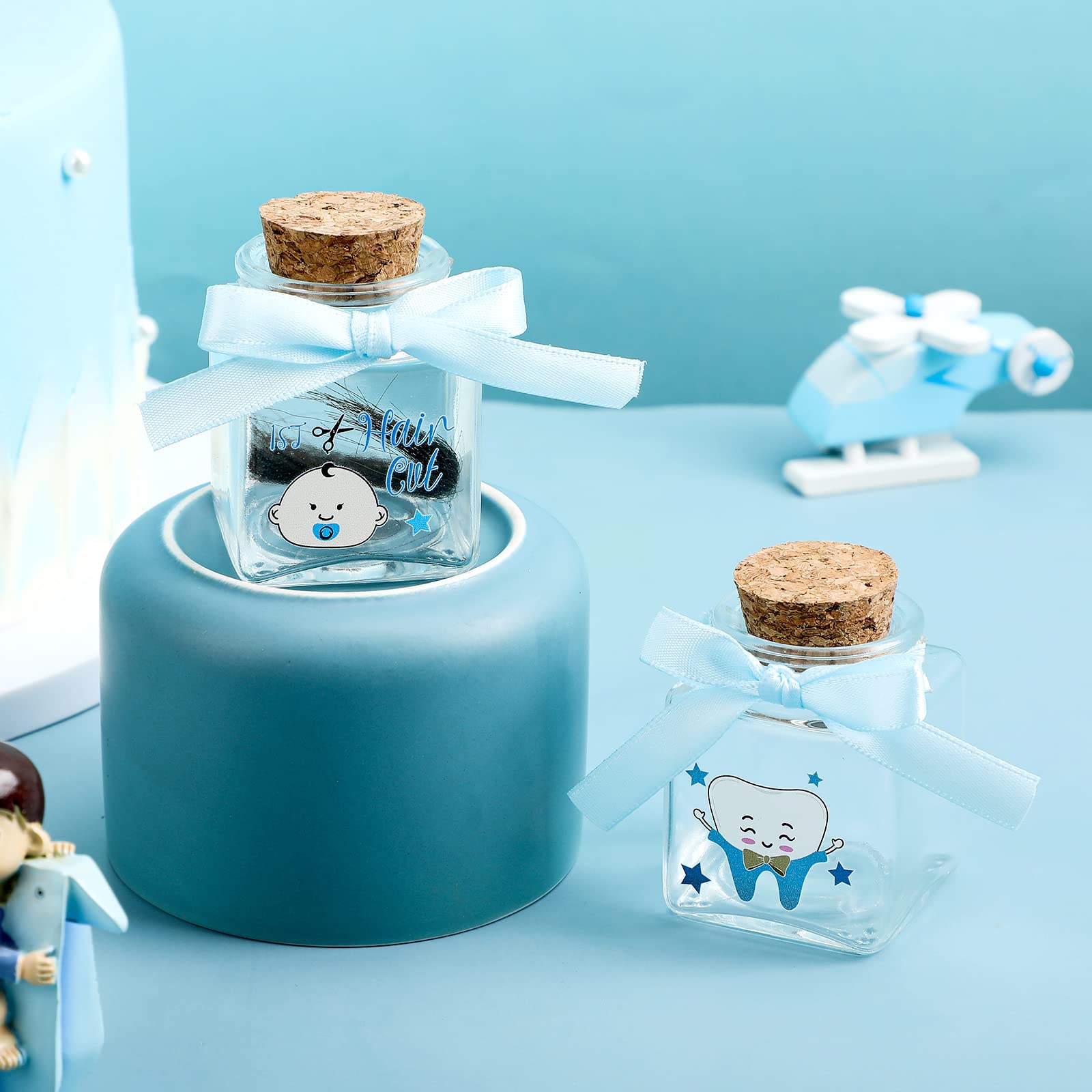 Eaasty glass keepsake box close-up with cork lid for safe memories