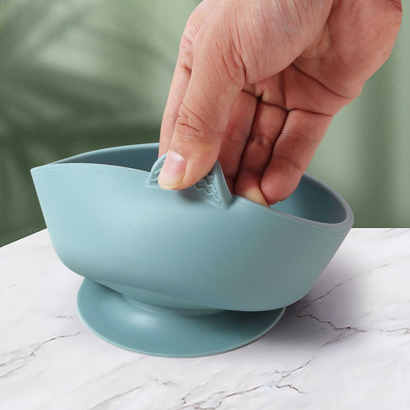 Eascrozn dishwasher and microwave safe bowls simplify cleaning and reheating