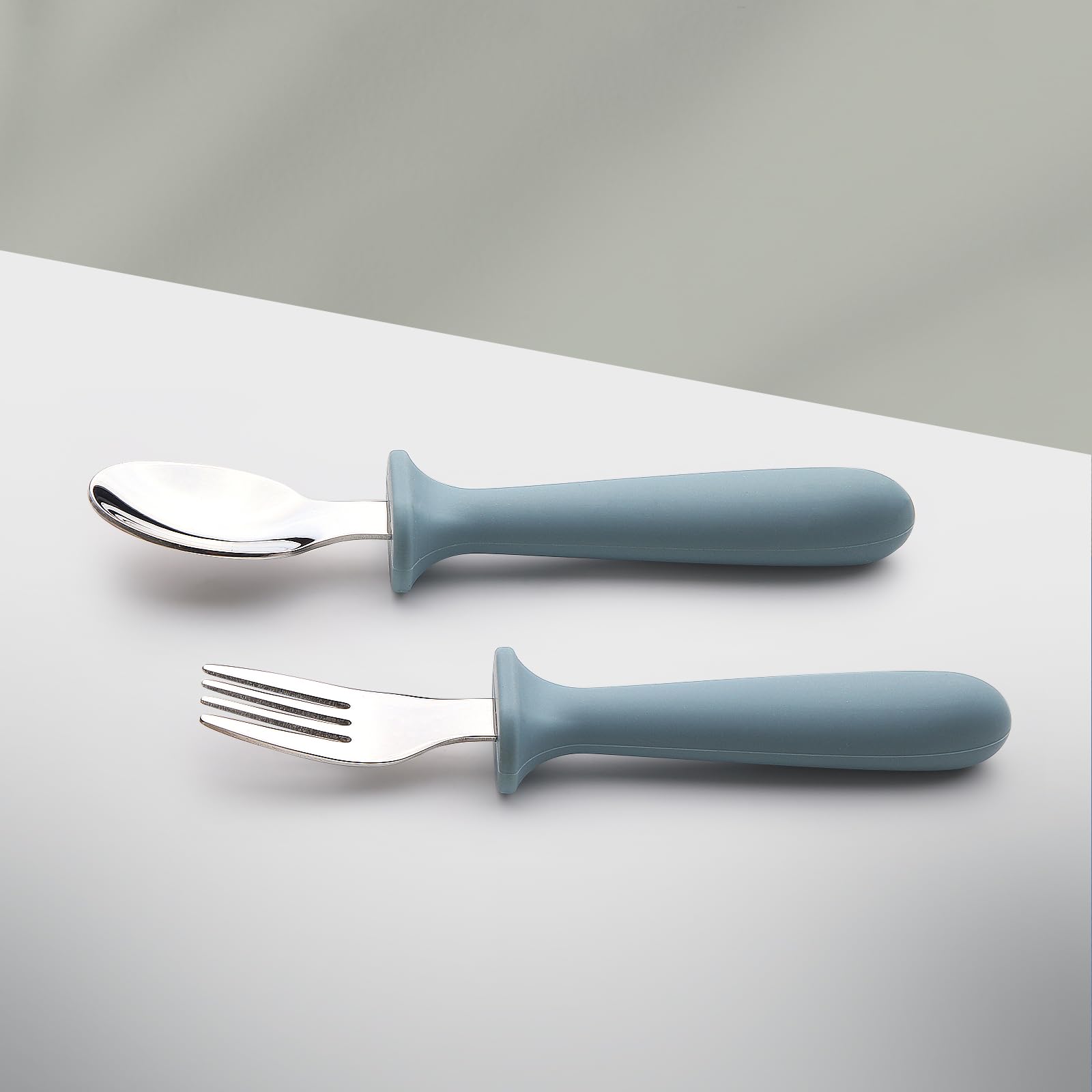 Eascrozn BPA-free materials are microwave-safe for quick reheating and use.