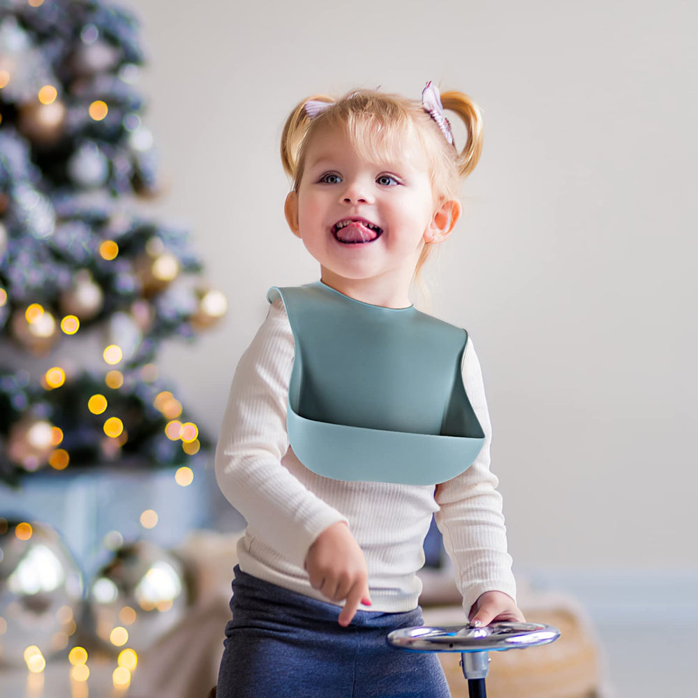 Eascrozn adjustable neck strap offers four sizes for a secure, comfortable fit.