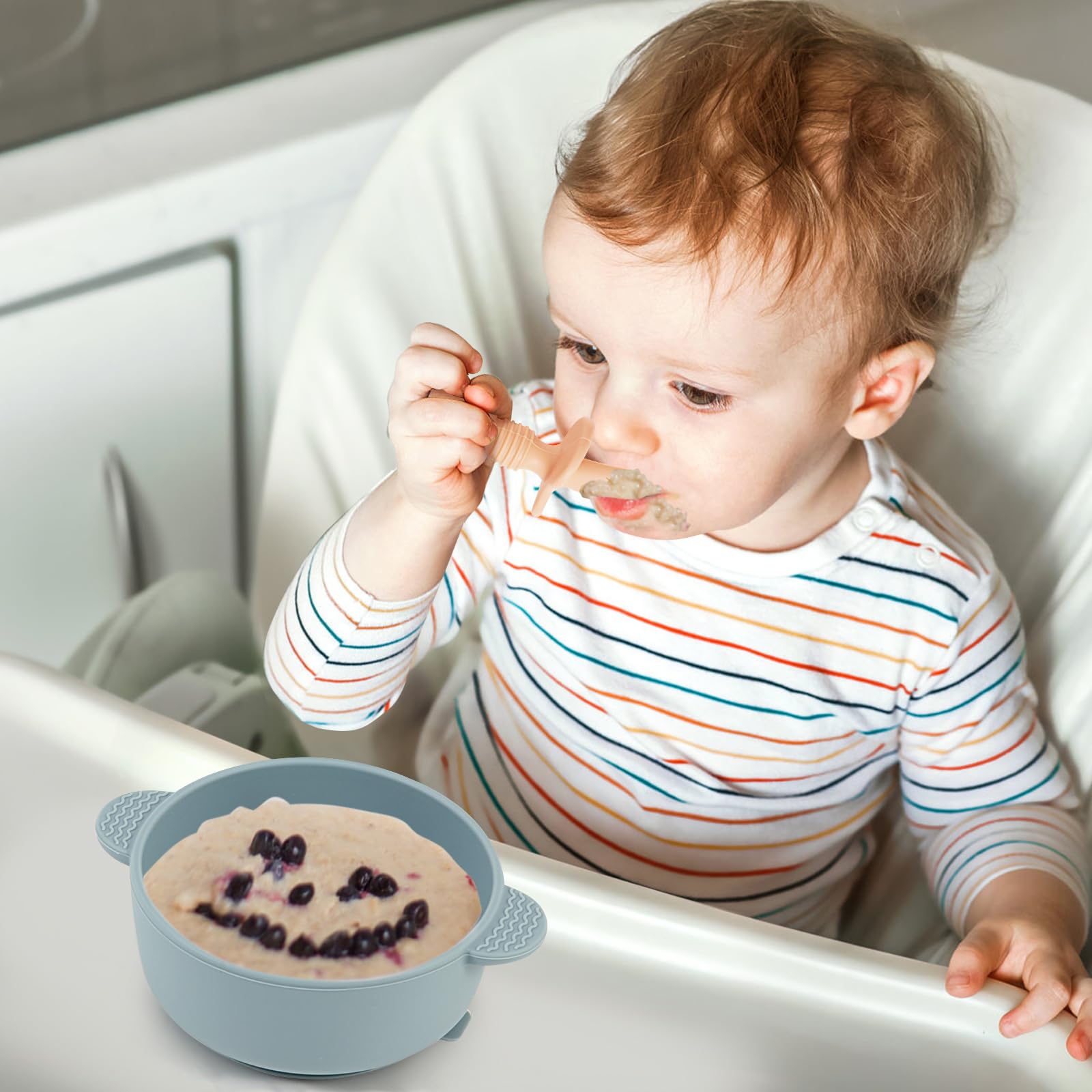 Eascrozn soft silicone spoons with textured grip for easy scooping.